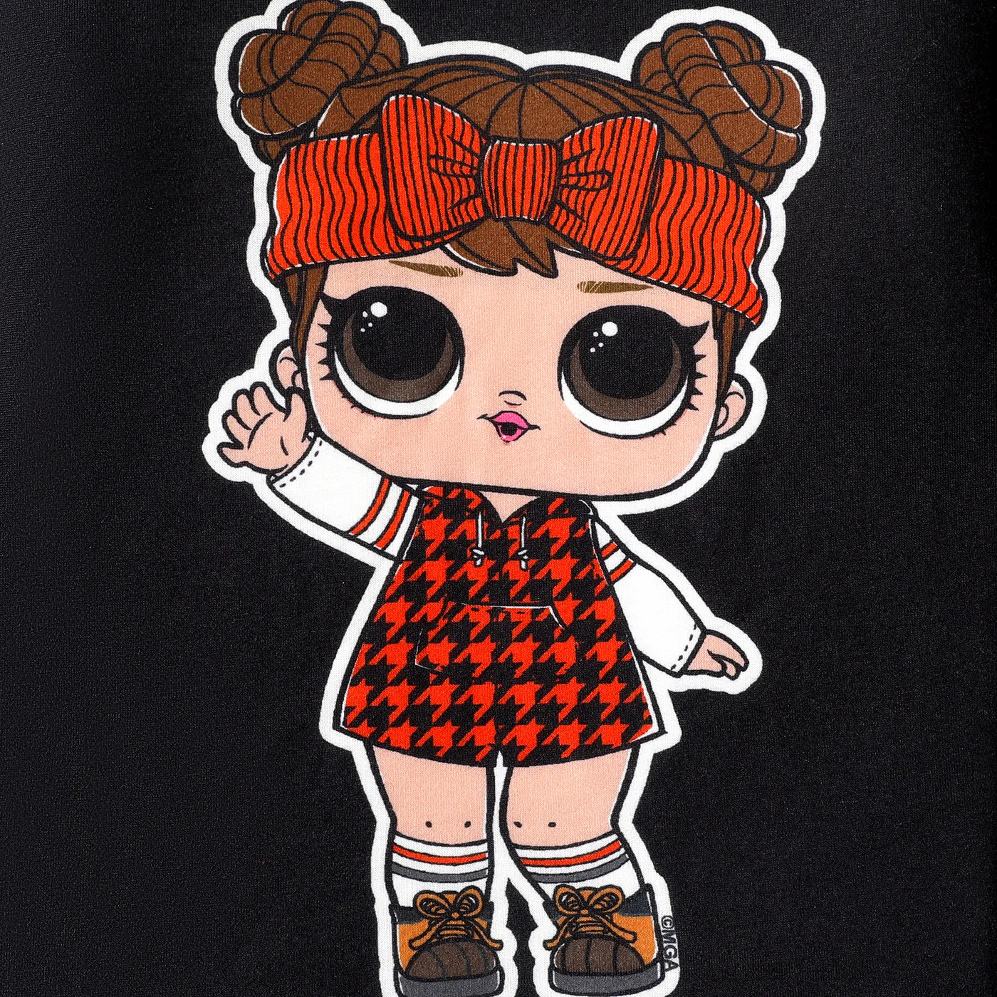 L.O.L. SURPRISE! 2pcs Kid Girl Character Print Black Sweatshirt and Bowknot Design Houndstooth Skirt Set Black image 4