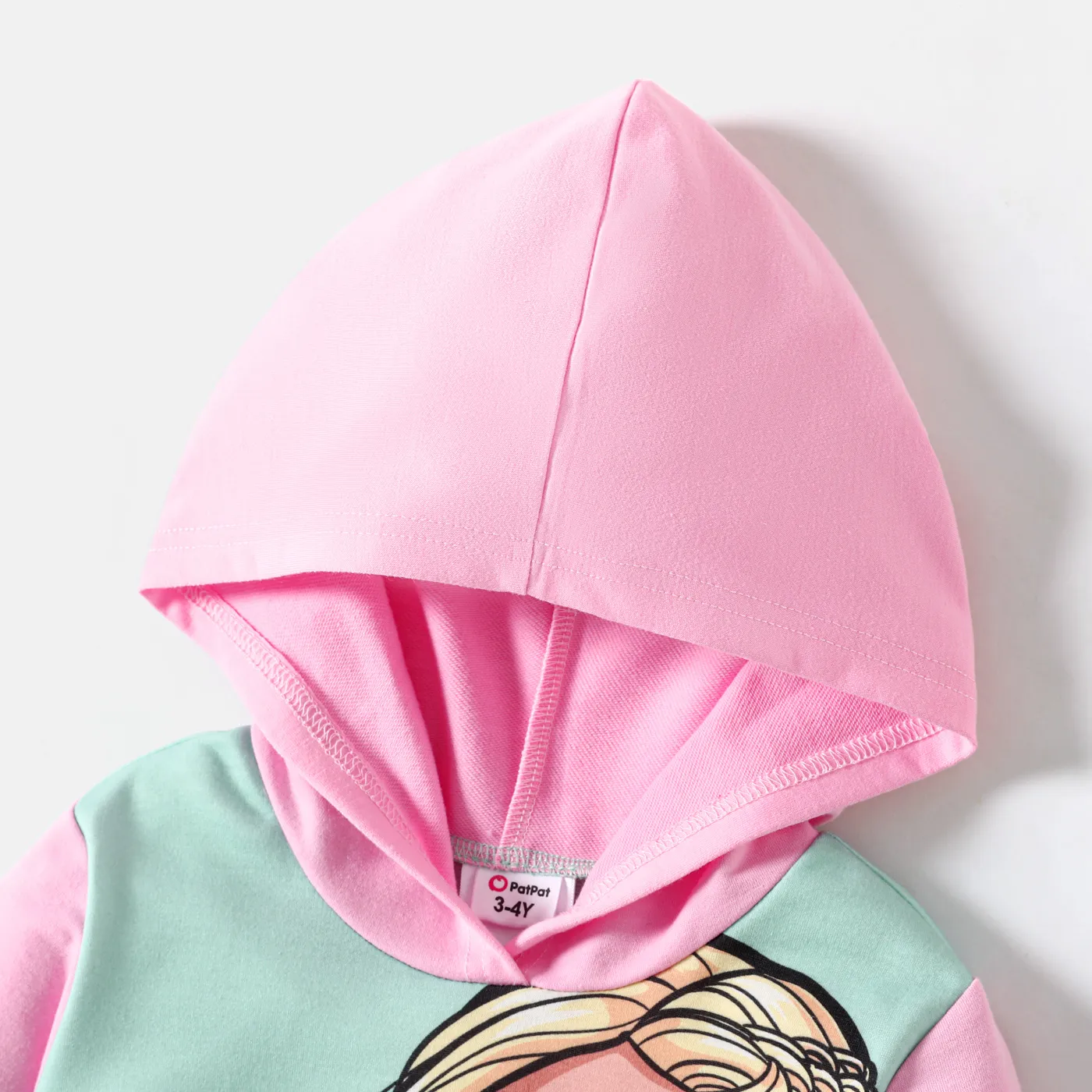 Barbie 2pcs Toddler Girl Character Print Colorblock Hoodie Sweatshirt and Pants Set  image 4
