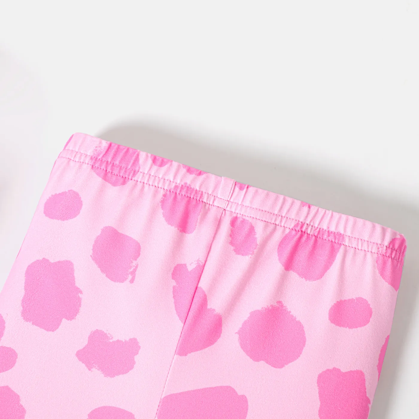 Barbie 2pcs Toddler Girl Character Print Long-sleeve Tee and Allover Print Leggings Set Pink image 4