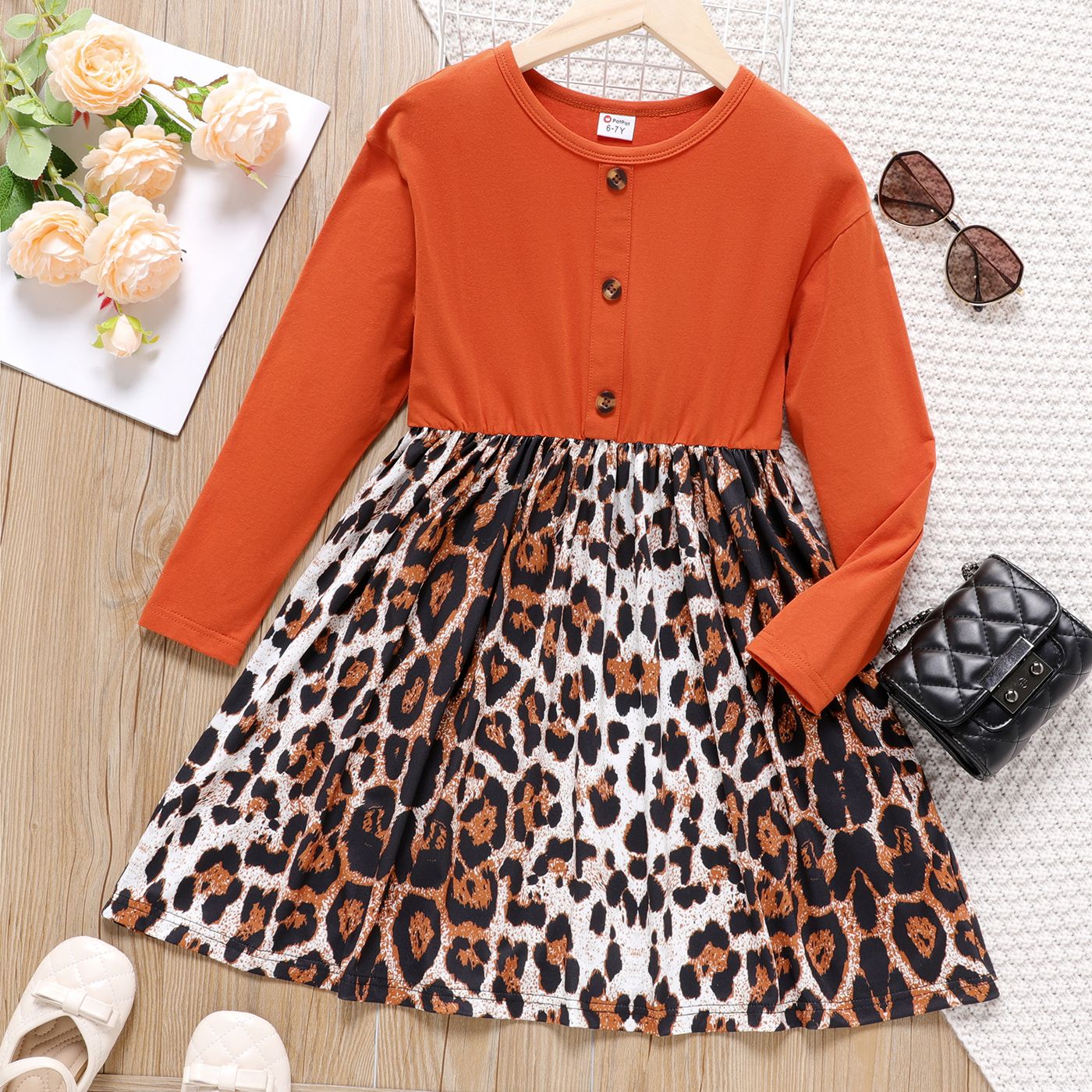 

Kid Girl Leopard Print Splice Button Design Long-sleeve Dress