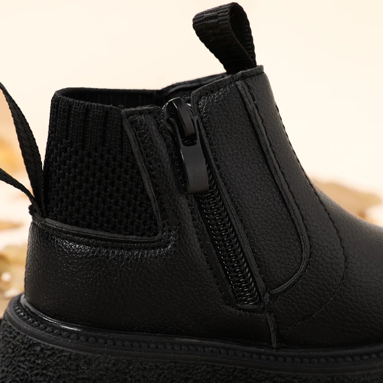 حذاء أسود بسحاب جانبي للأطفال الصغار أسود big image 1