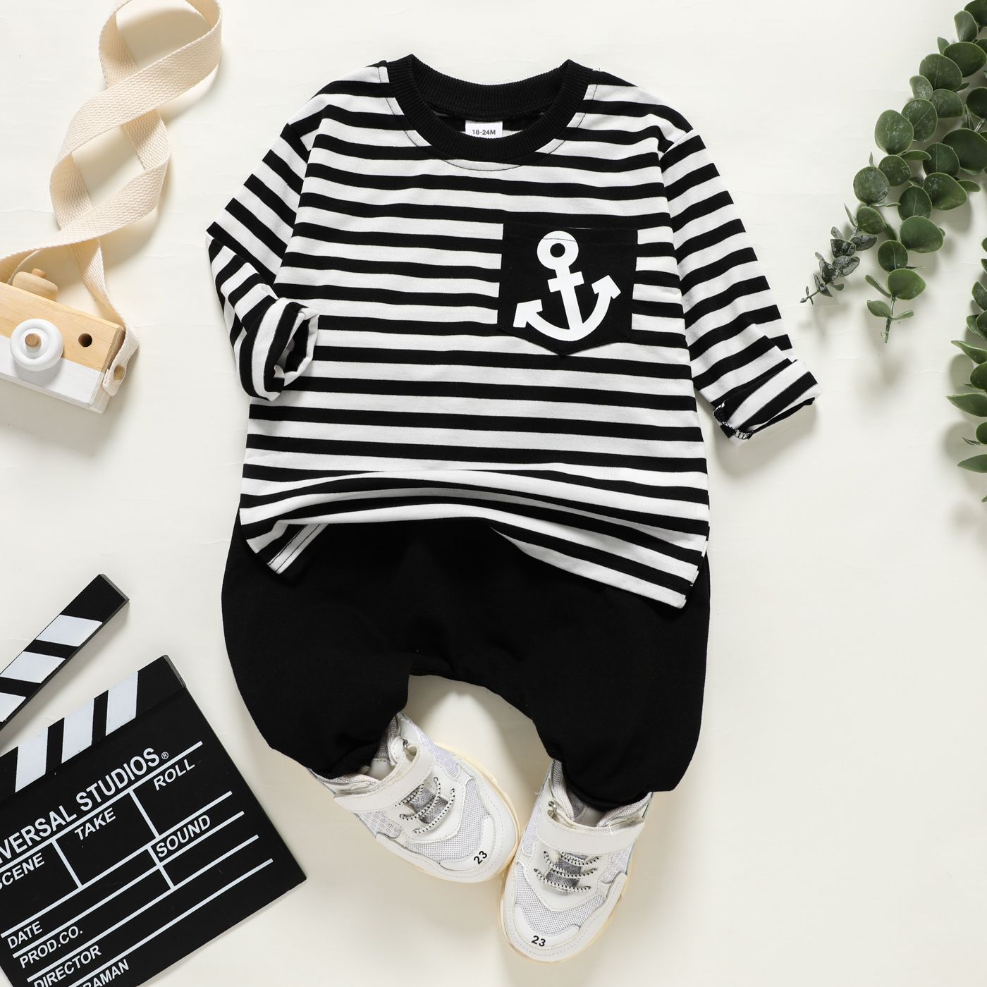 

2pcs Toddler Boy Pocket Design Stripe Long-sleeve Tee and Letter Print Pants Set