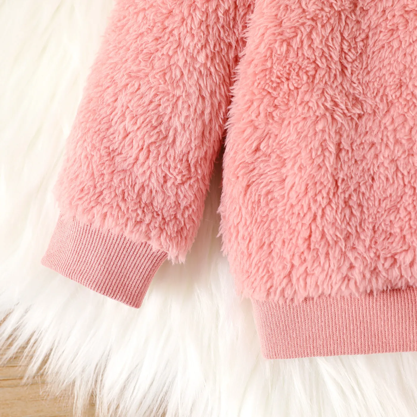 2pcs Baby Boy/Girl Thermal Fuzzy Long-sleeve Pullover and Pants Set  image 5