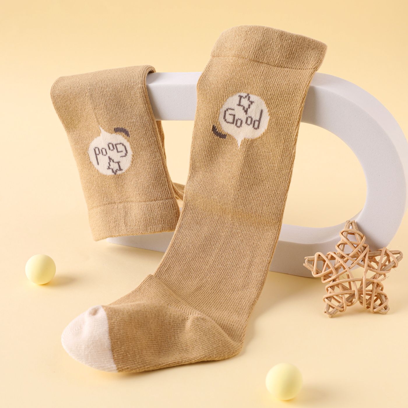 

Baby Letter Graphic Color Block Long Stockings