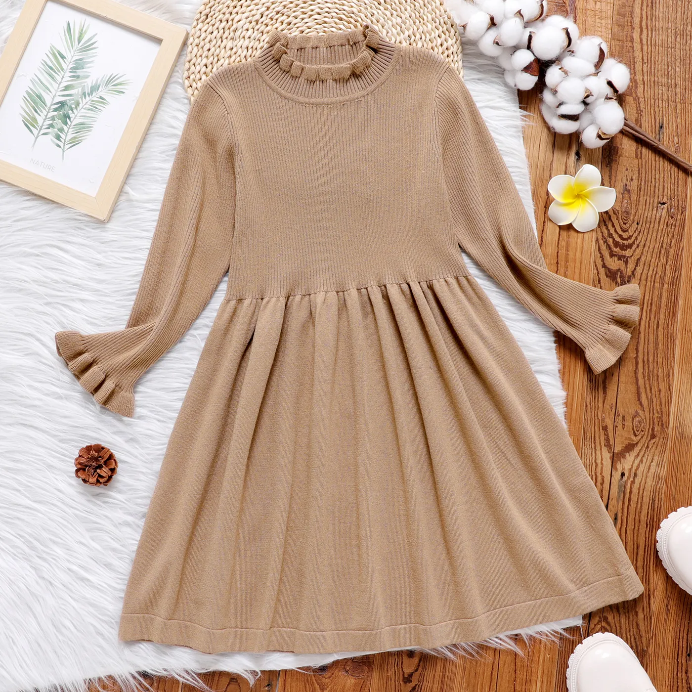 

Kid Girl Solid Color Ruffle Collar Long-sleeve Knit Dress