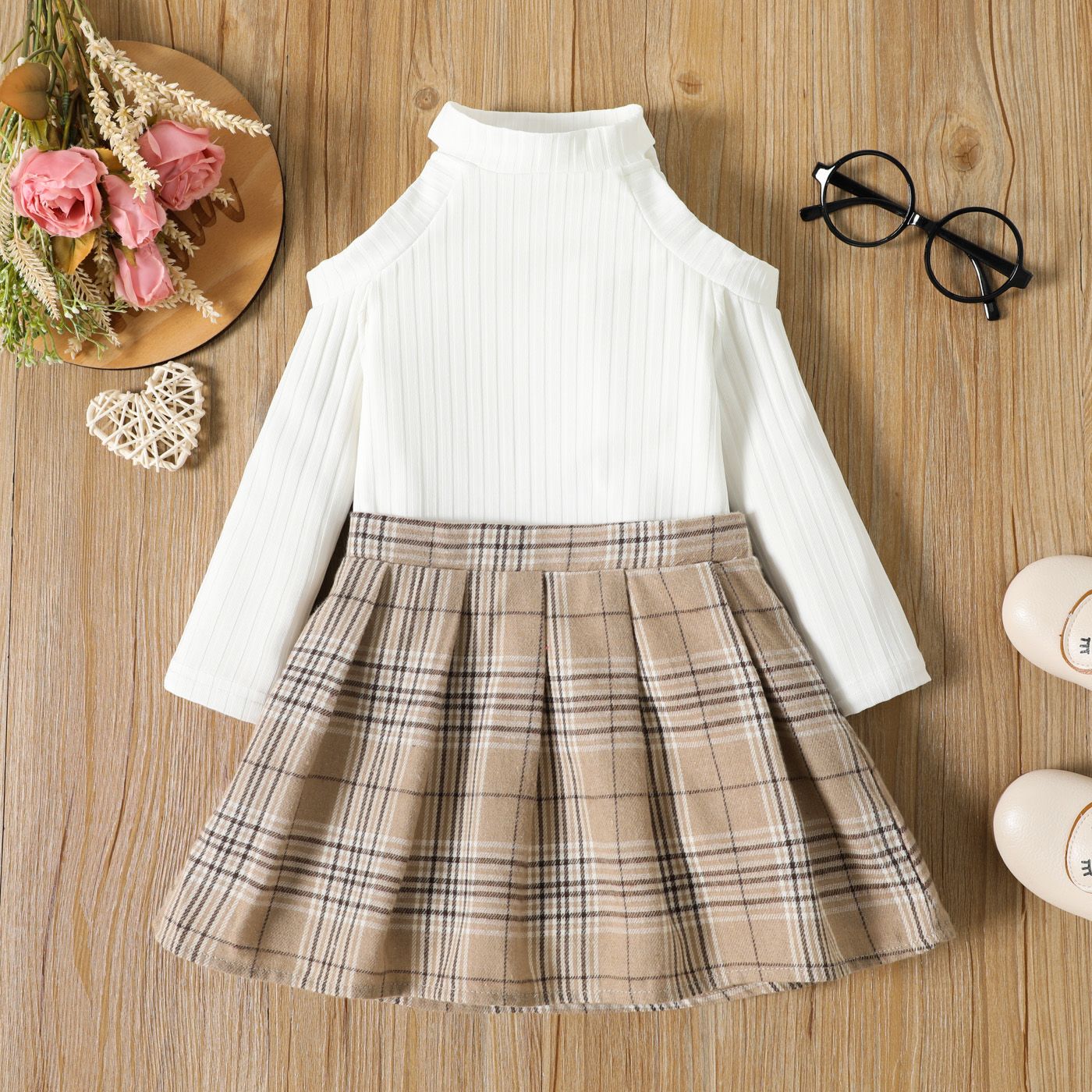 

2pcs Toddler Girl Ribbed Cold Shoulder Long-sleeve White Tee and Plaid Pleated Skirt Set