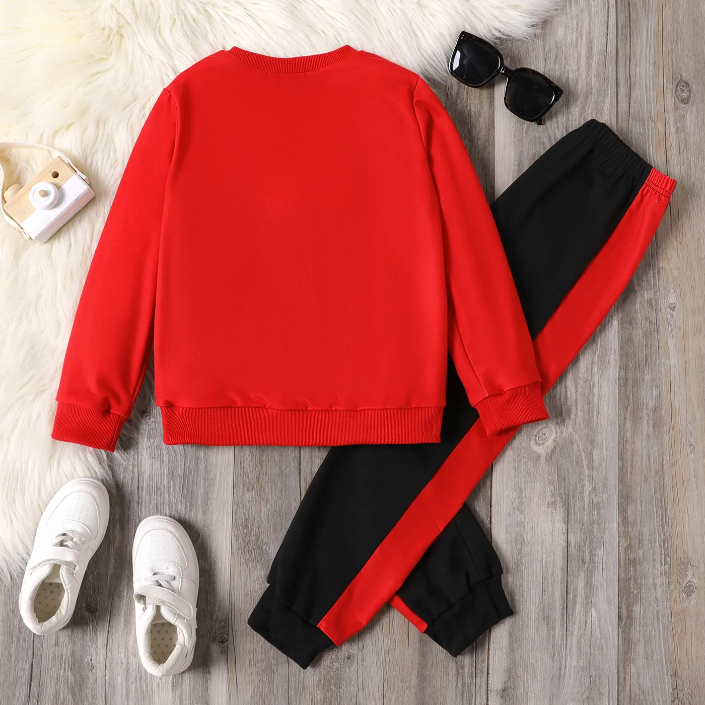 2pcs Kid Girl Character Print Red Sweatshirt and Colorblock Pants Set Red image 2