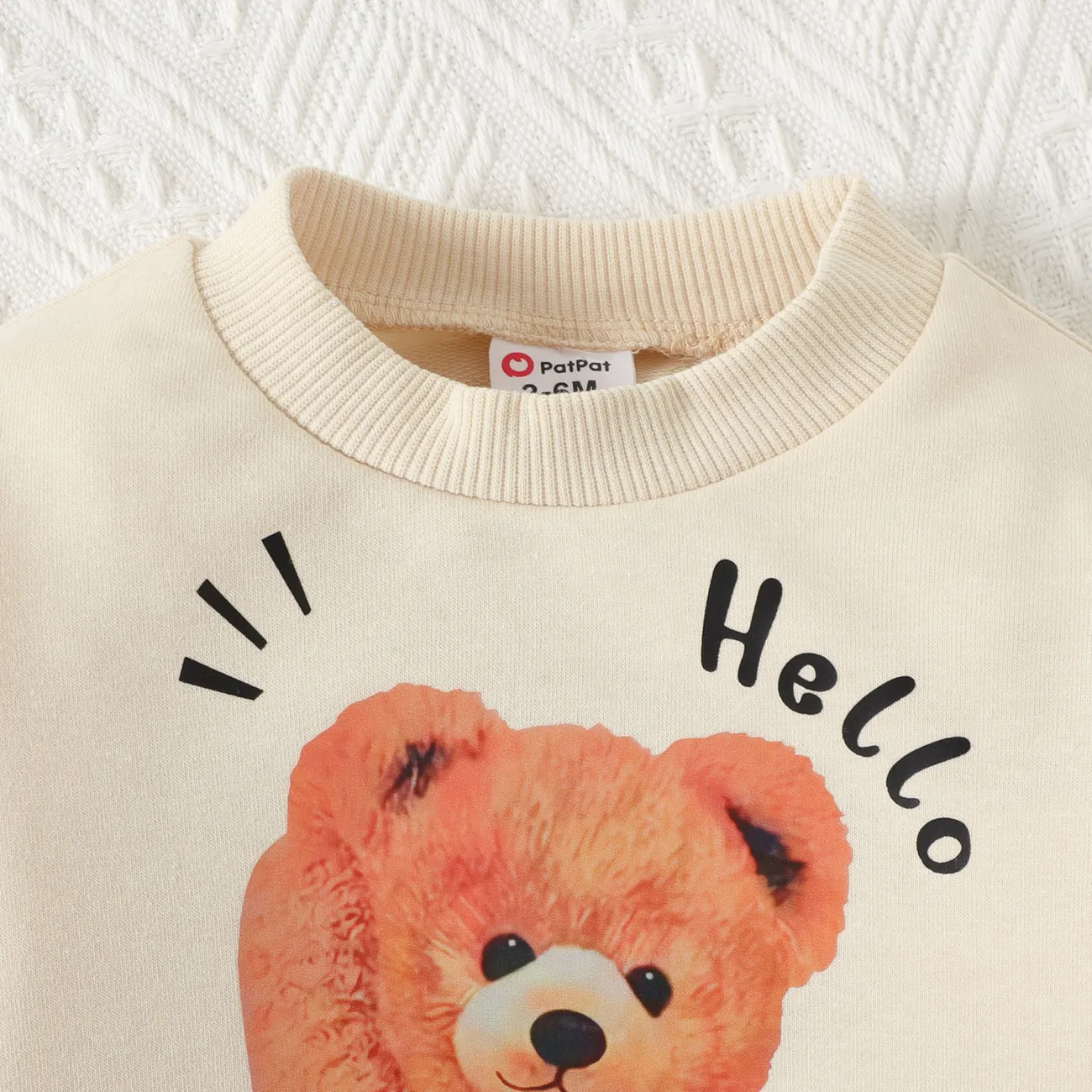 2pcs Baby Boy Bear Print Long-sleeve Sweatshirt and Ripped Jeans Set OffWhite big image 1