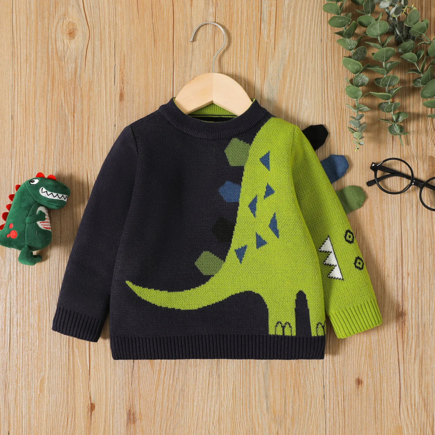 

Toddler Boy Plauyful Dinosaur Pattern Colorblock Sweater