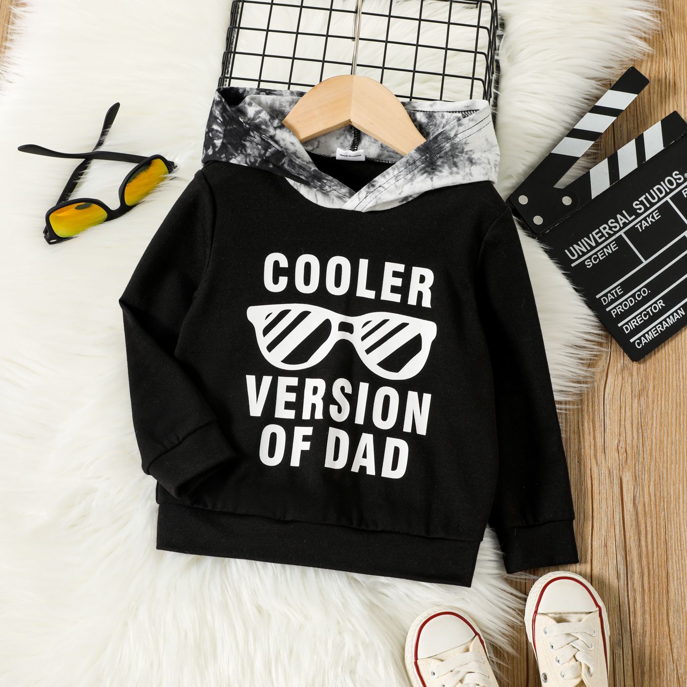 

Toddler Boy Letter Print Splice Black Hoodie Sweatshirt