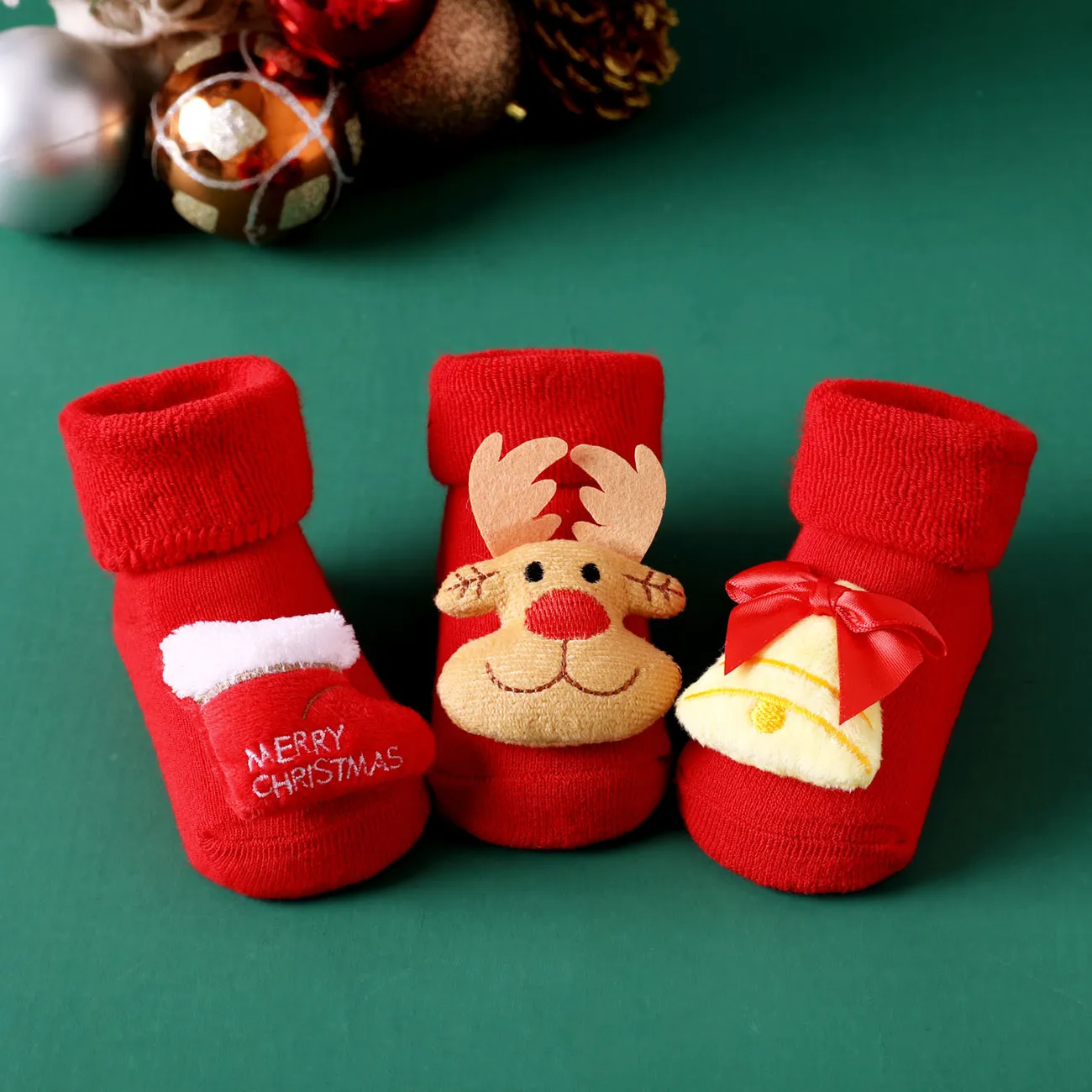 1 par de calcetines antideslizantes con decoración de dibujos animados en 3d de Navidad para bebés y niños pequeños Amarillo big image 1