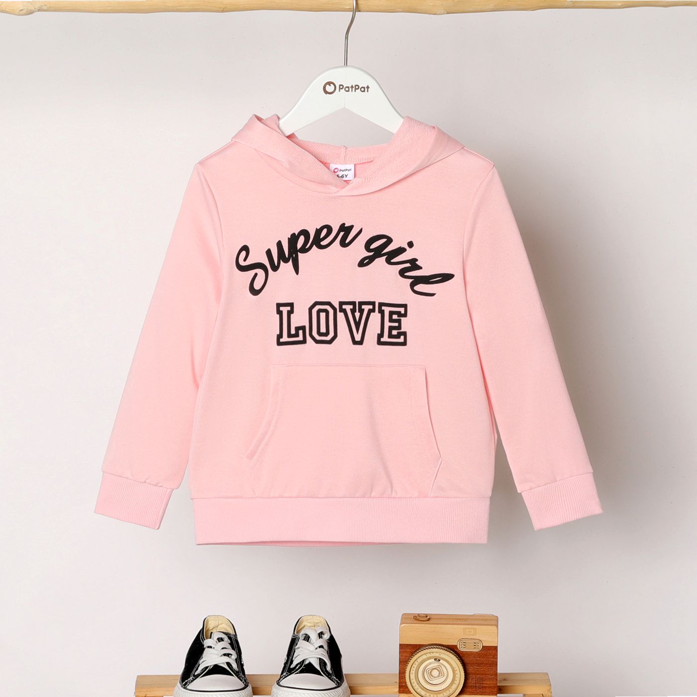 

Kid Girl Letter Print Pocket Design Hoodie Sweatshirt