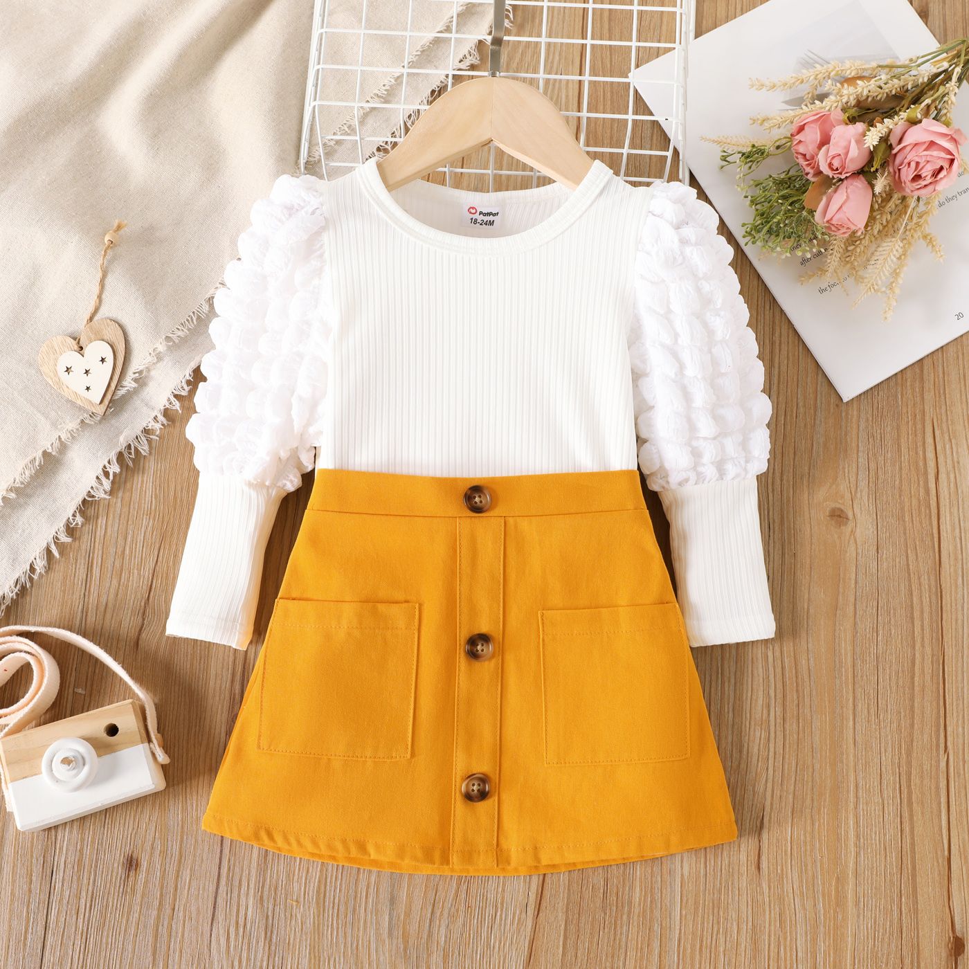 2pcs Toddler Girl Textured Puff-sleeve White Tee And Button Pocket Design Cotton Skirt Set