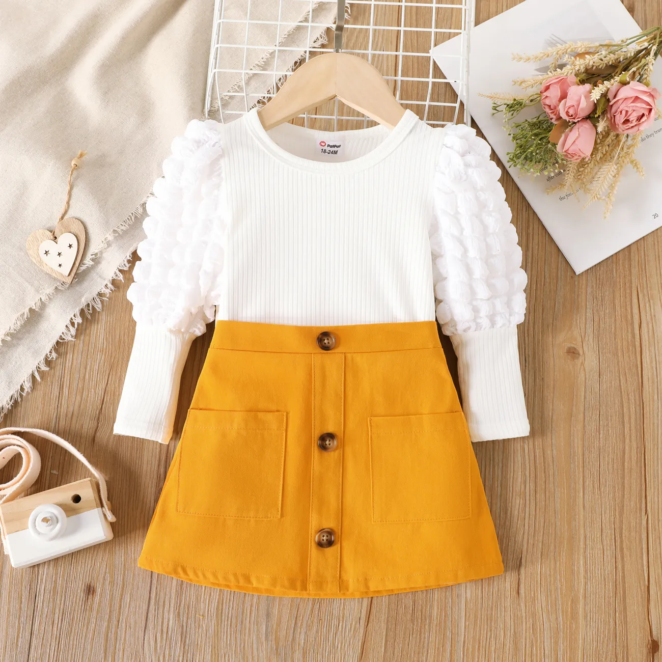 2pcs Toddler Girl Textured Puff-sleeve White Tee and Button Pocket Design Cotton Skirt Set  big image 1