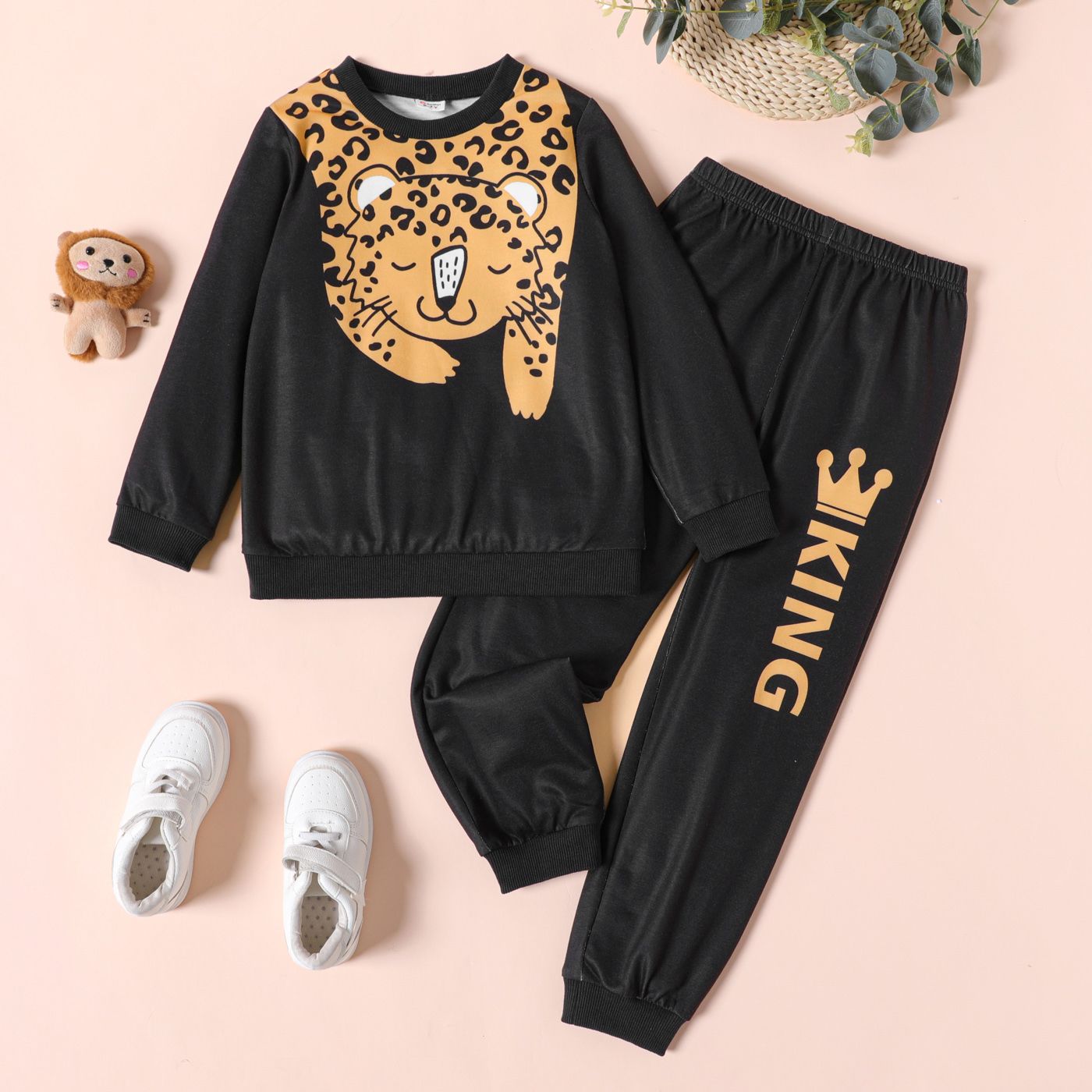 

2pcs Kid Boy Tiger Print Black Sweatshirt and Elasticized Pants Set