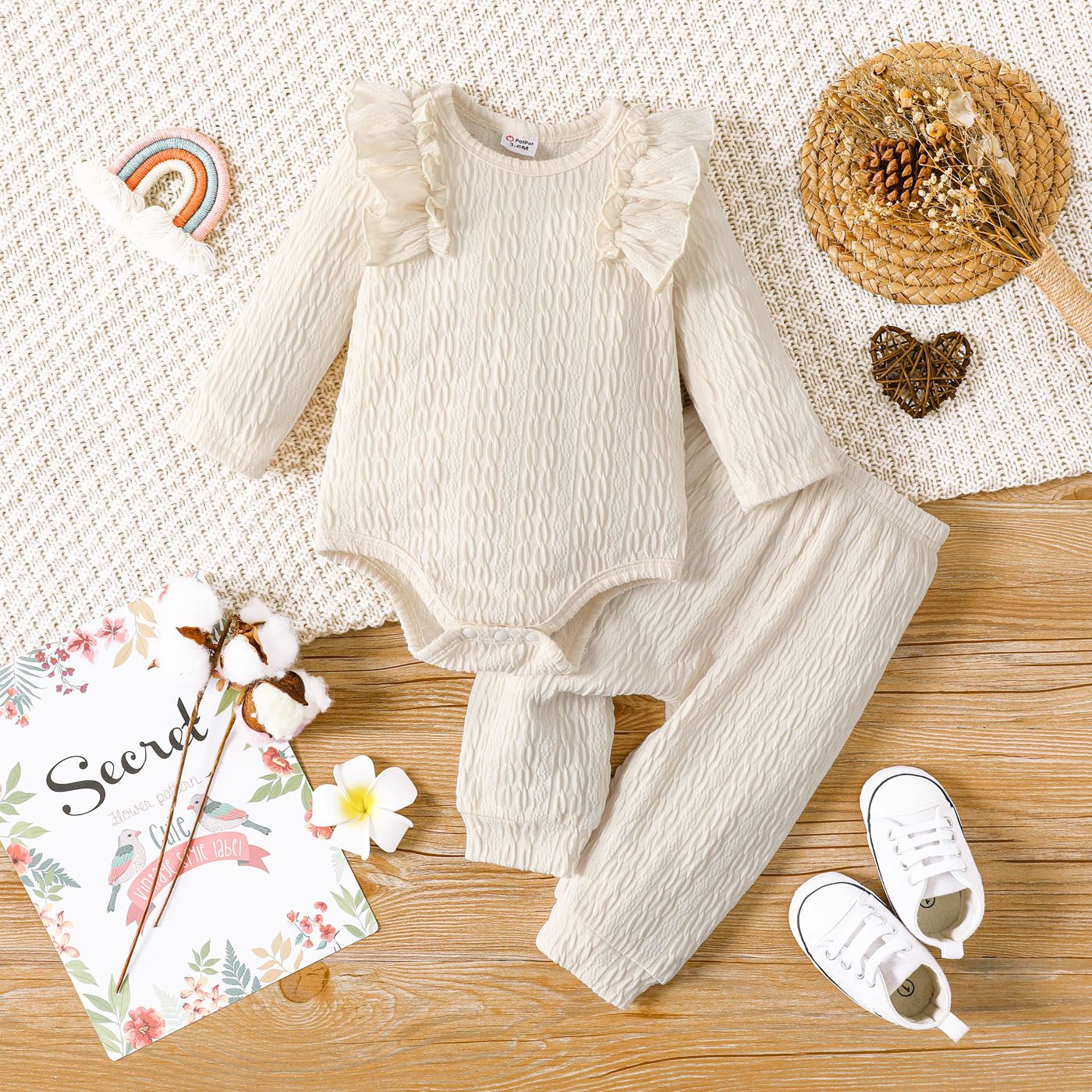

2pcs Baby Girl Solid Cable Knit Ruffle Trim Long-sleeve Romper and Pants Set