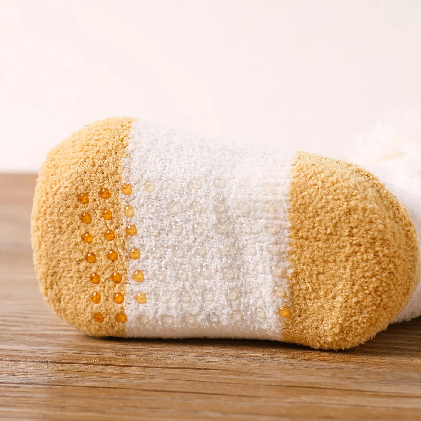 Baby / Toddler Fluffy Trim Cartoon Non-slip Socks Pale Yellow image 6