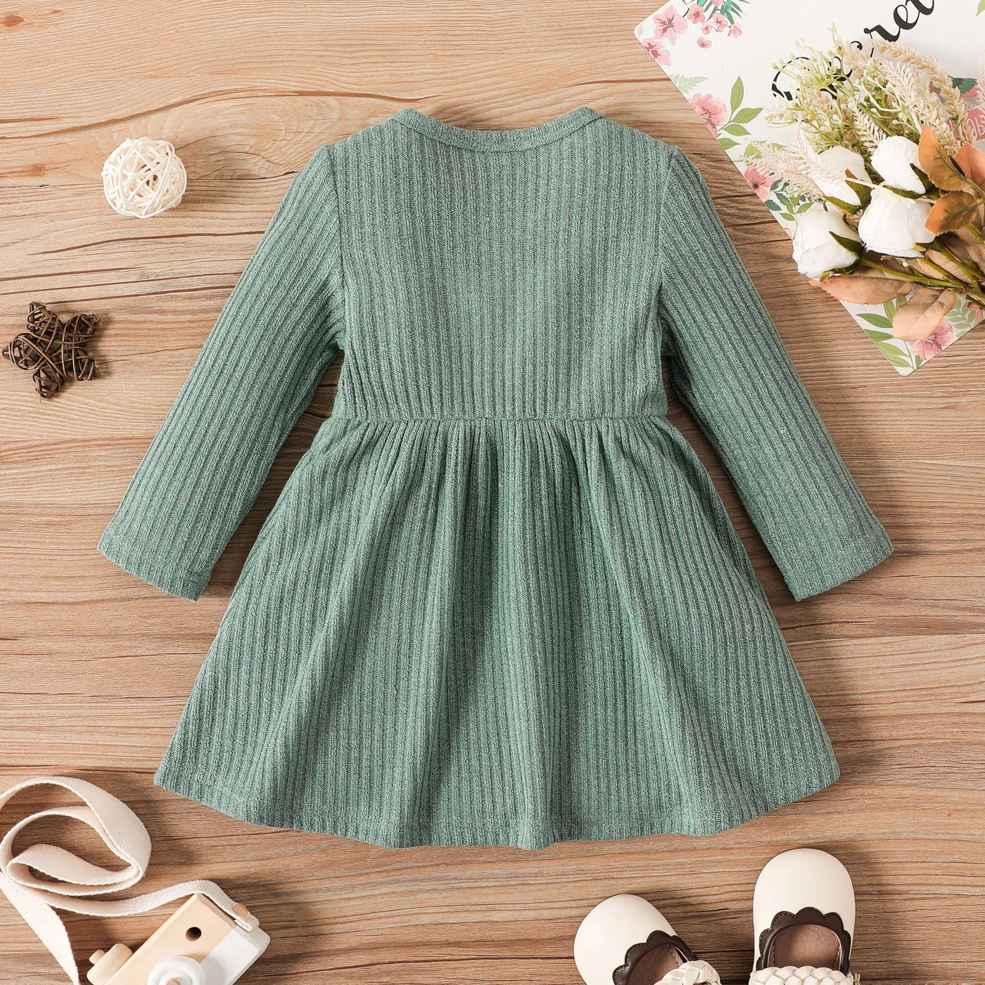 Baby Girl Button Front Solid Rib Knit Long-sleeve Dress Light Green image 3