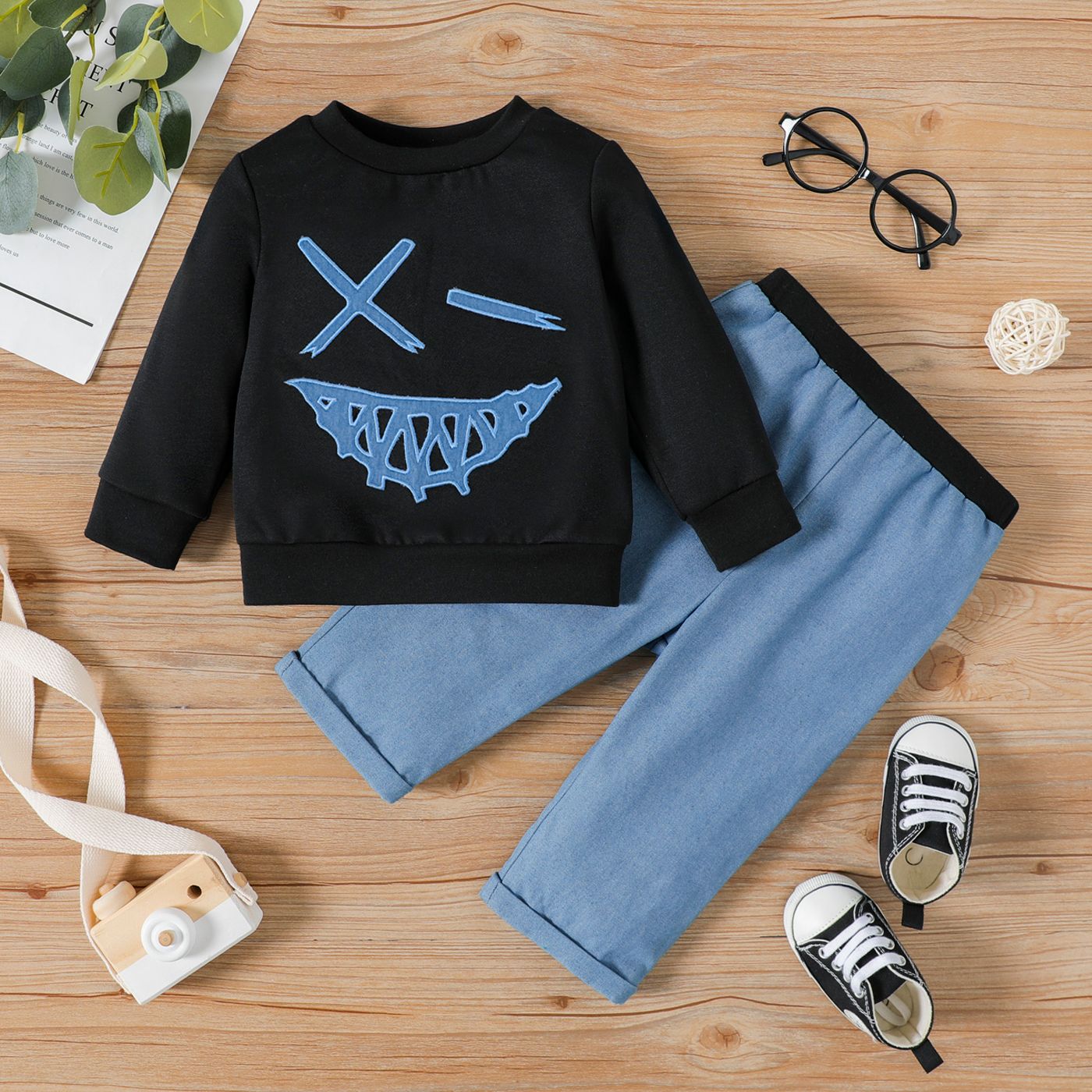 

2pcs Baby Boy 100% Cotton Pants and Graphic Embroidered Black Long-sleeve Sweatshirt Set