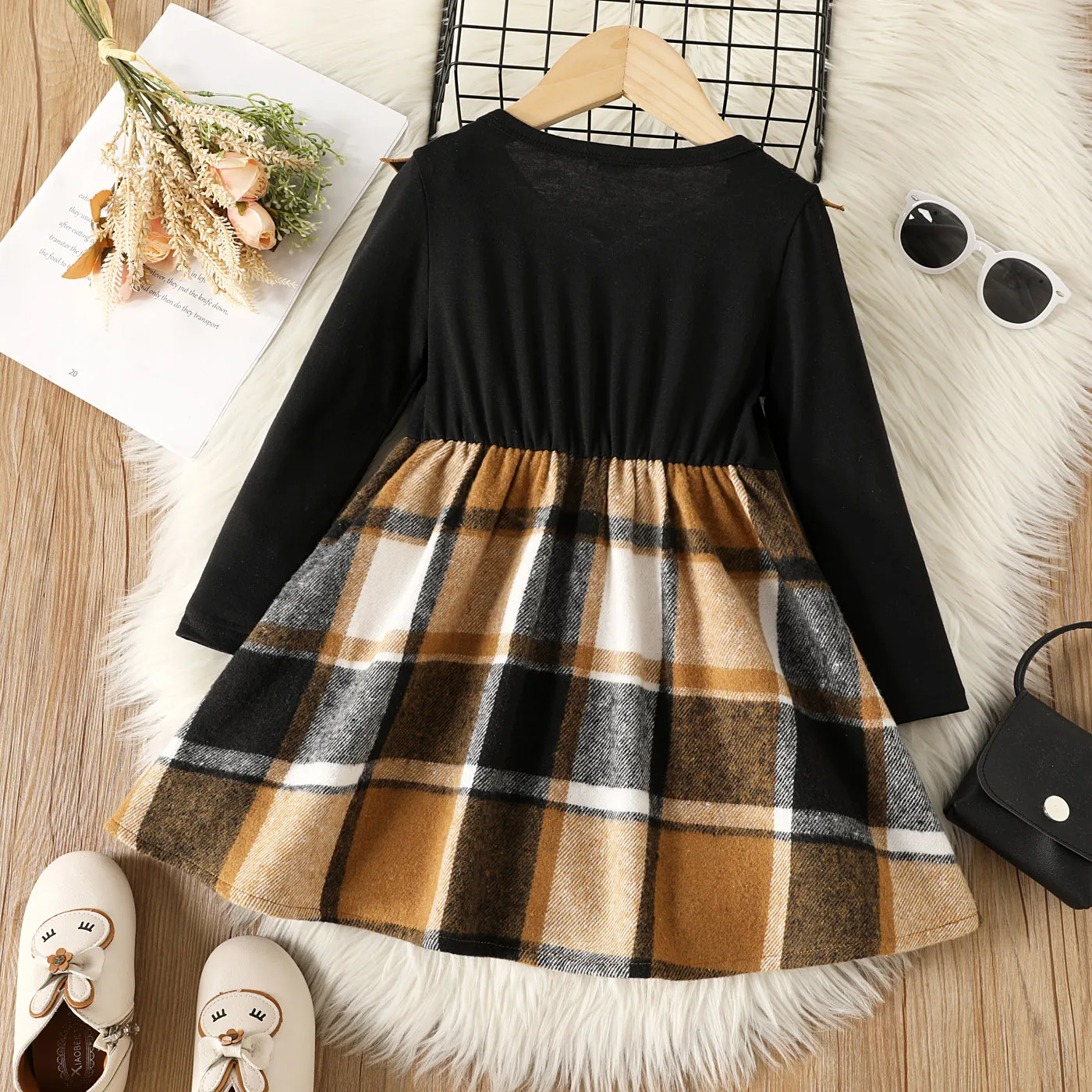 Toddler Girl Ruffled Bowknot Design Plaid Splice Long-sleeve Dress Black image 2