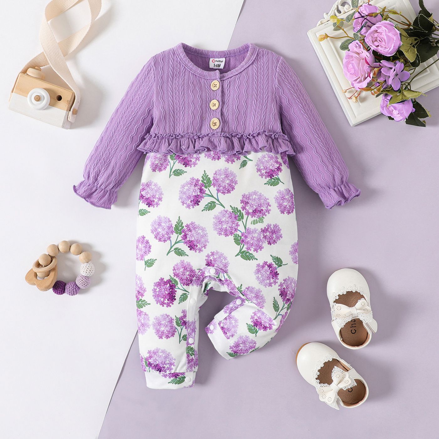 

Baby Girl Solid Textured Ruffle Trim Long-sleeve Spliced Floral Print Jumpsuit