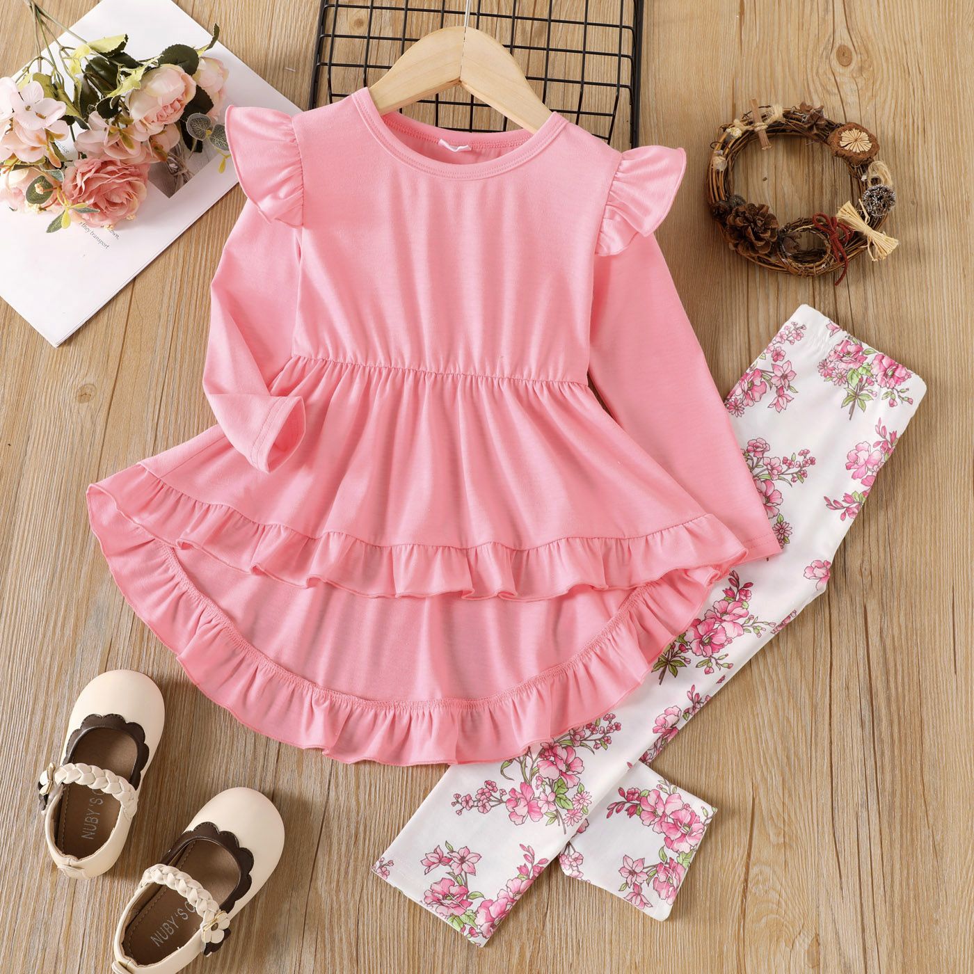 

2pcs Toddler Girl Ruffled High Low Long-sleeve Tee and Floral Print Leggings Set