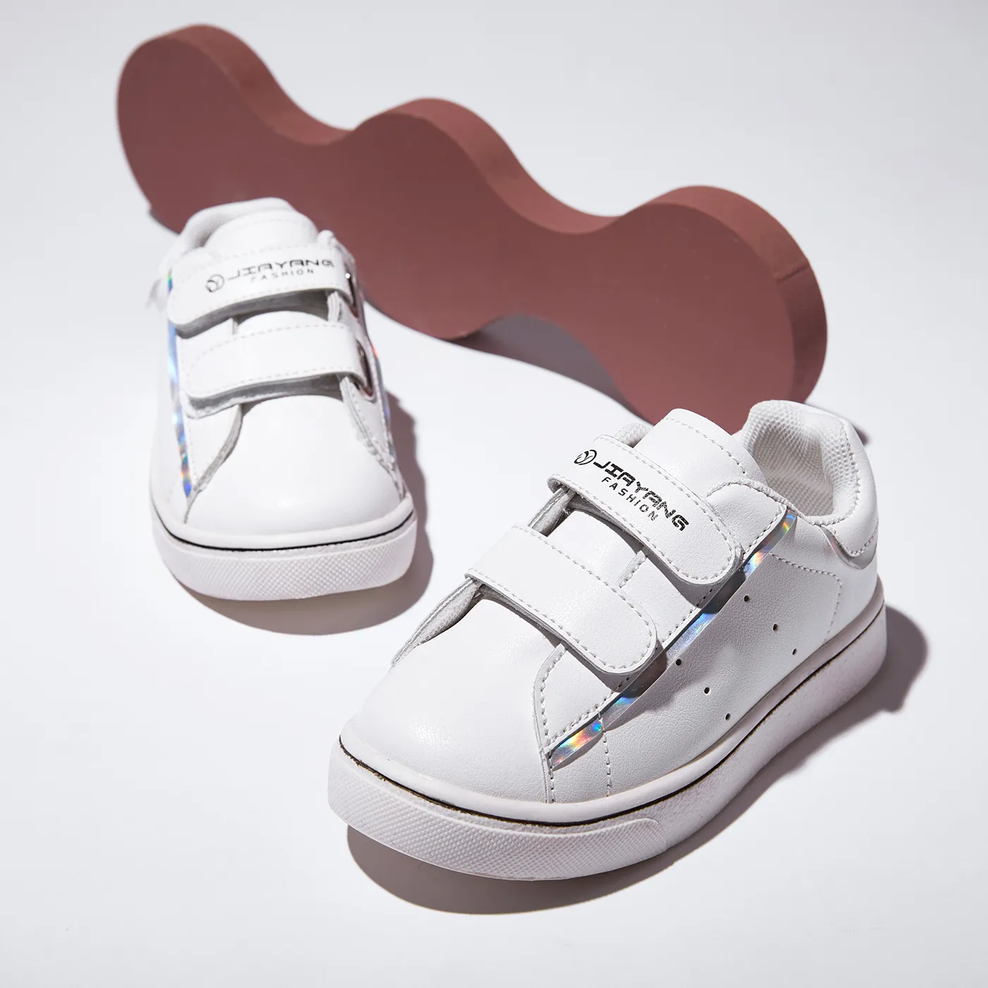 Toddler / Kid Holographic Detail Casual Shoes  image 1
