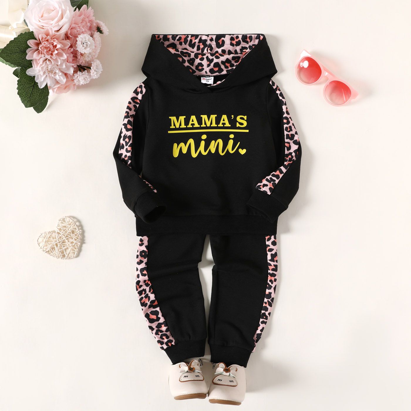 

2pcs Toddler Girl/Boy Letter Leopard Print Hoodie Sweatshirt and Elasticized Pants Set