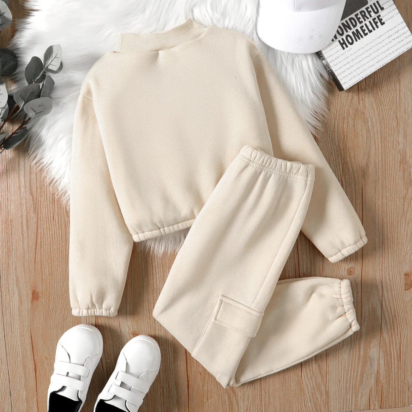 2-piece Kid Girl Letter Print Mock Neck Drop Shoulder Long-sleeve Thermal Lined Sweatshirt and Sweatpants Set Apricot image 2