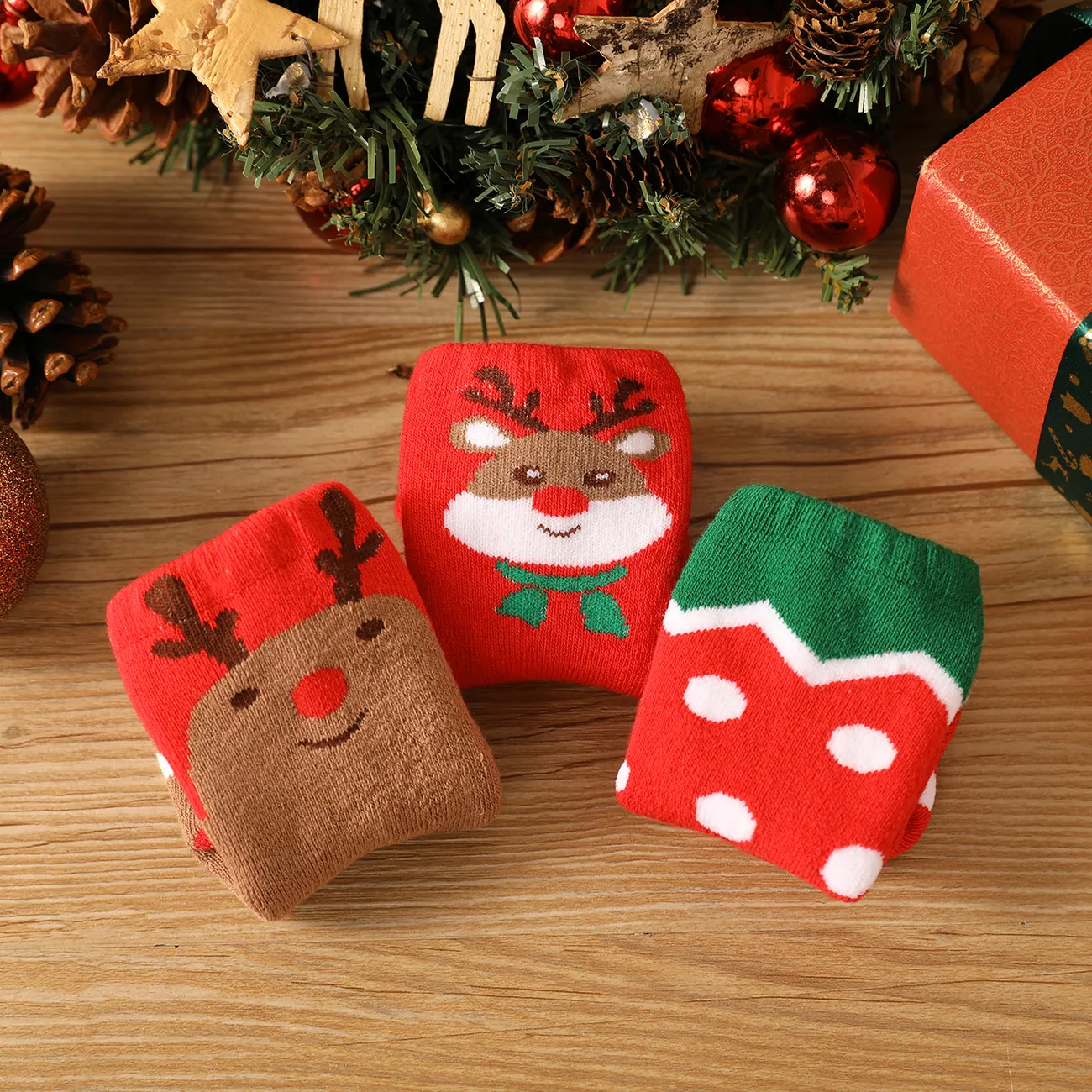 Set de 3 pares de calcetines térmicos navideños bebé Rojo big image 1