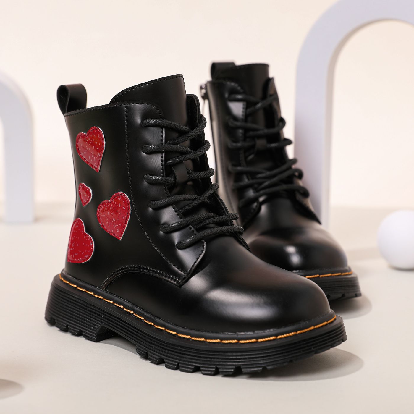 

Toddler / Kid Heart Pattern Lace Up Boots