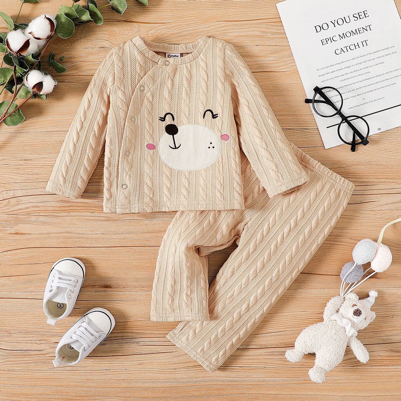 

2pcs Baby Boy Bear Embroidered Cable Knit Long-sleeve Set