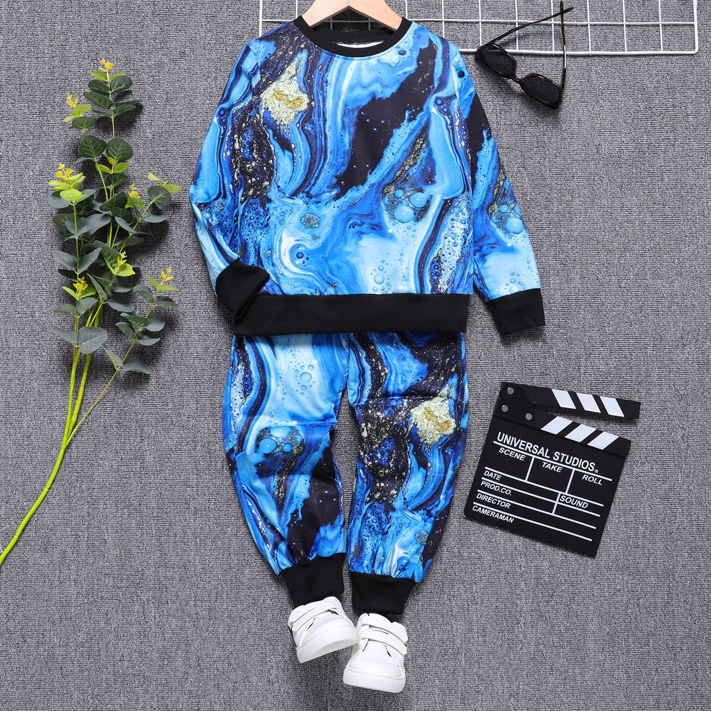 

2pcs Kid Boy Space Print Blue Pullover Sweatshirt and Pants Set