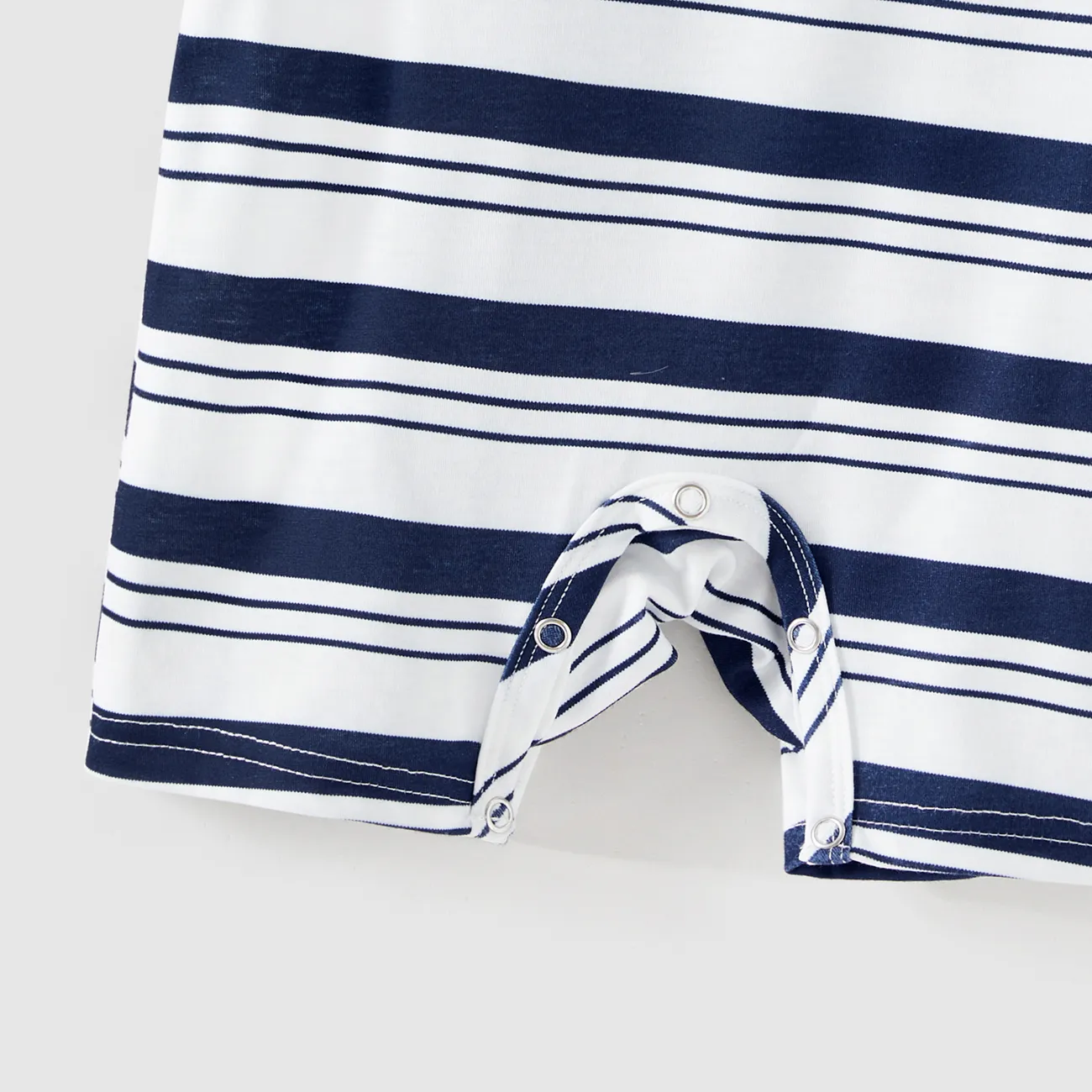 Family Matching Cotton Short-sleeve Spliced Chevron Pattern Dresses and Striped Polo Shirts Sets blueblack big image 1