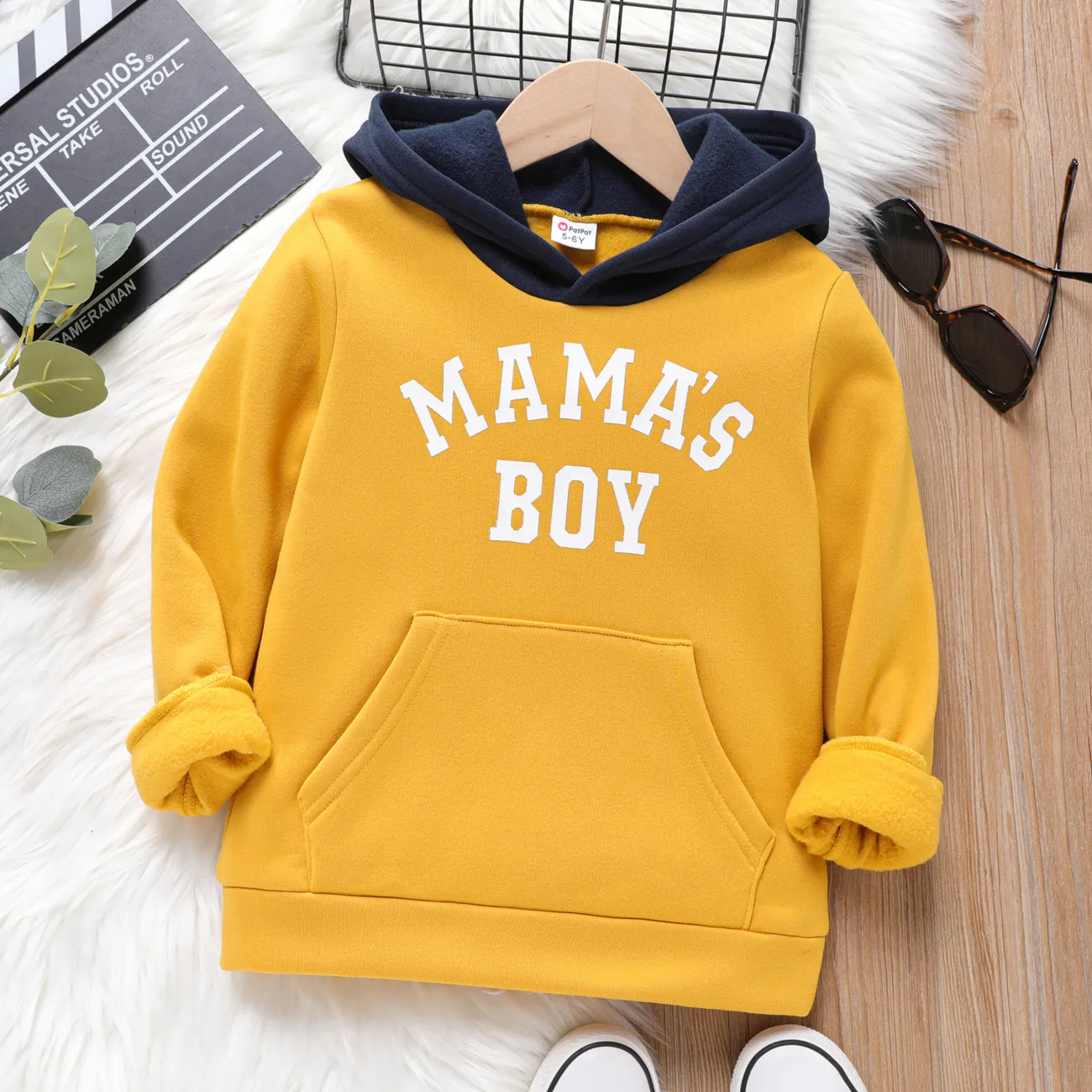 Kid Boy Letter Print Colorblock Fleece Lined Hoodie Sweatshirt Yellow big image 1
