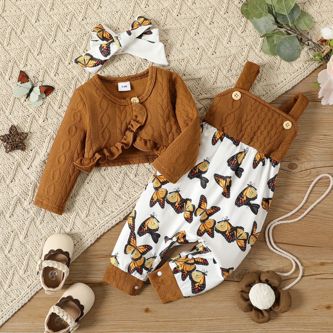 

3pcs Baby Girl Brown Imitation Knitted Ruffle Trim Long-sleeve Cardigan and Allover Butterfly Print Spliced Overalls with Headband Set