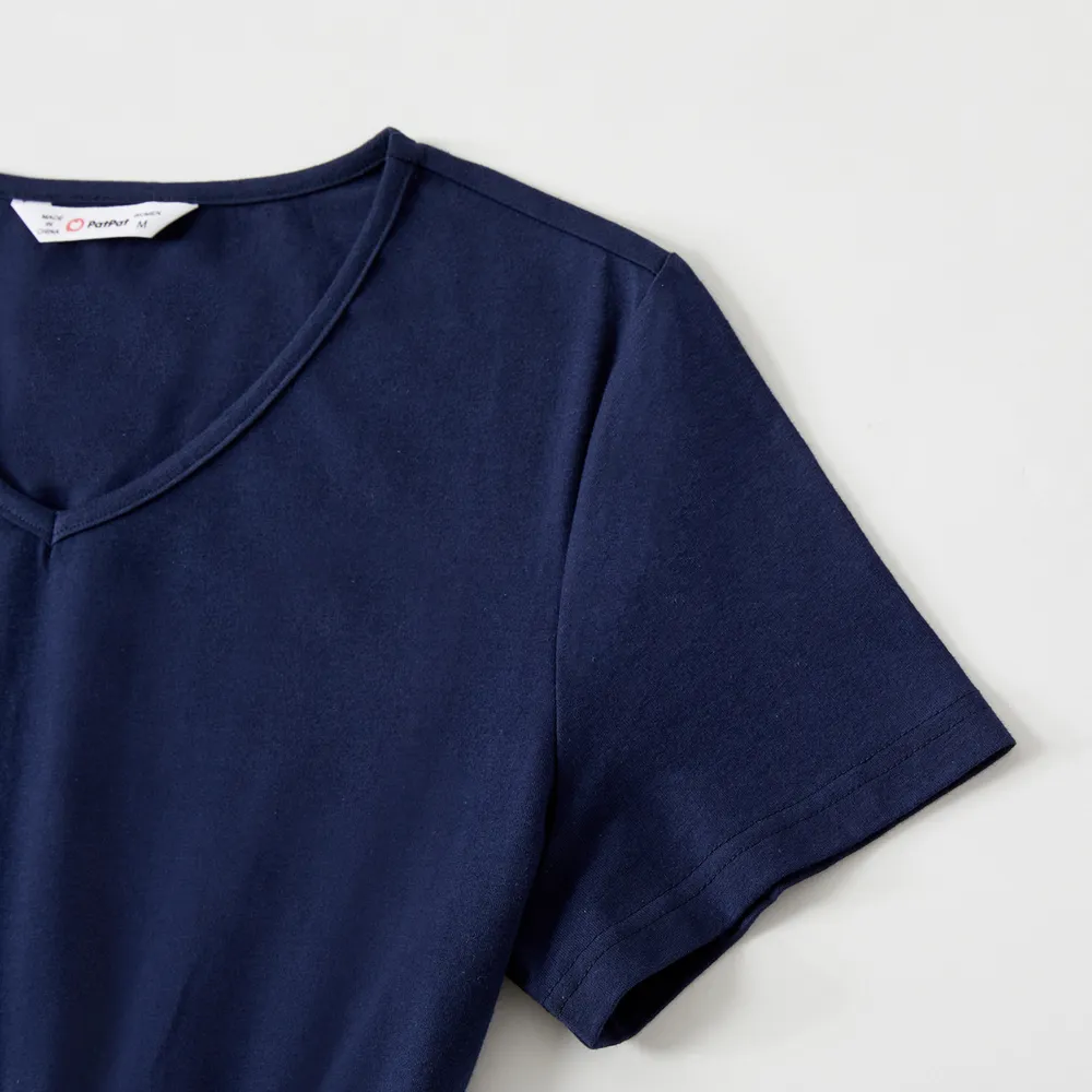 Family Matching 95% Cotton Dark Blue Short-sleeve T-shirts and Floral Print Spliced Dresses Sets big image 17