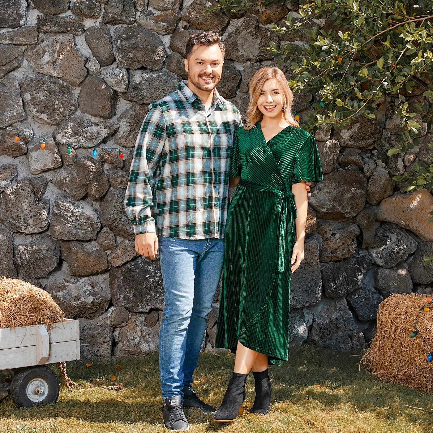 Family Matching Green Velvet Surplice Neck Ruffle-sleeve Dresses and Plaid Shirts Sets Green image 5