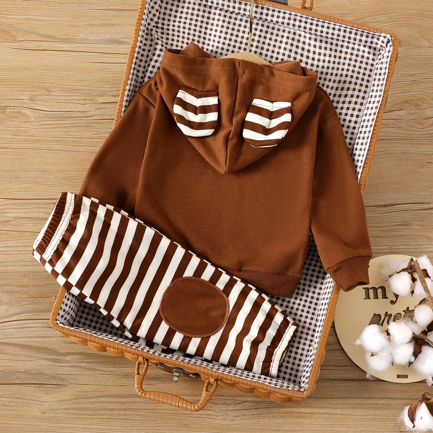 2pcs Baby Boy/Girl Brown Long-sleeve 3D Ears Hoodie and Striped Pants Set  image 2
