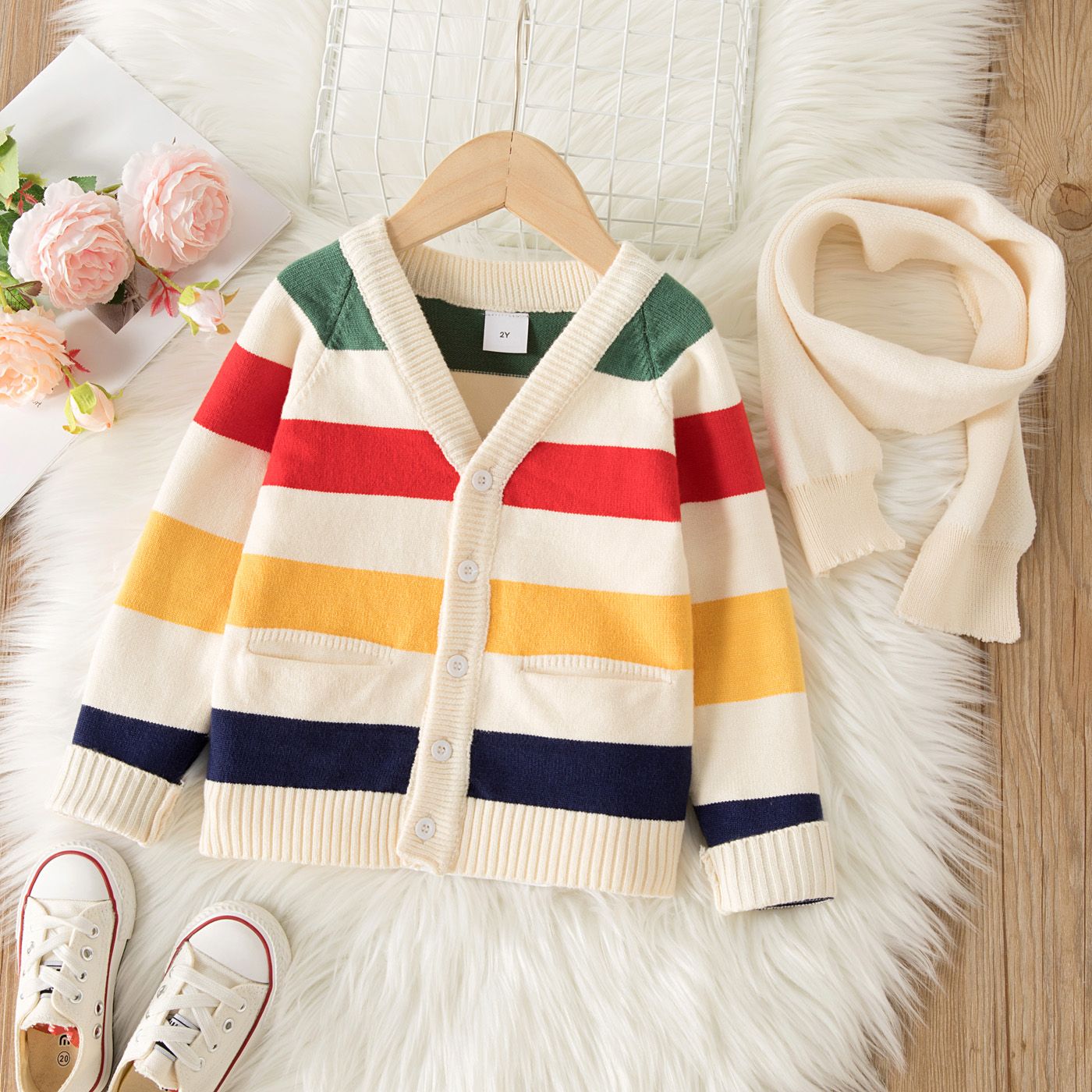 

2pcs Toddler Girl/Boy Trendy Stripe Colorblock Sweater and Scarf