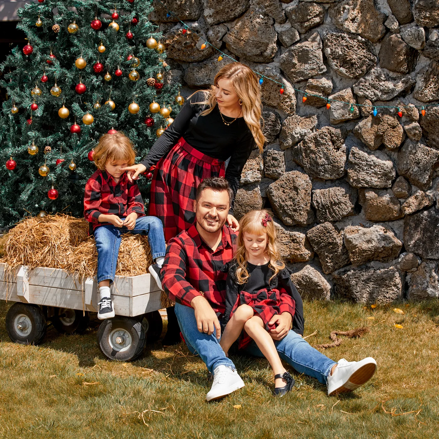 Red Plaid Splicing Black Long-sleeve Dresses and Shirts Sets Black image 5