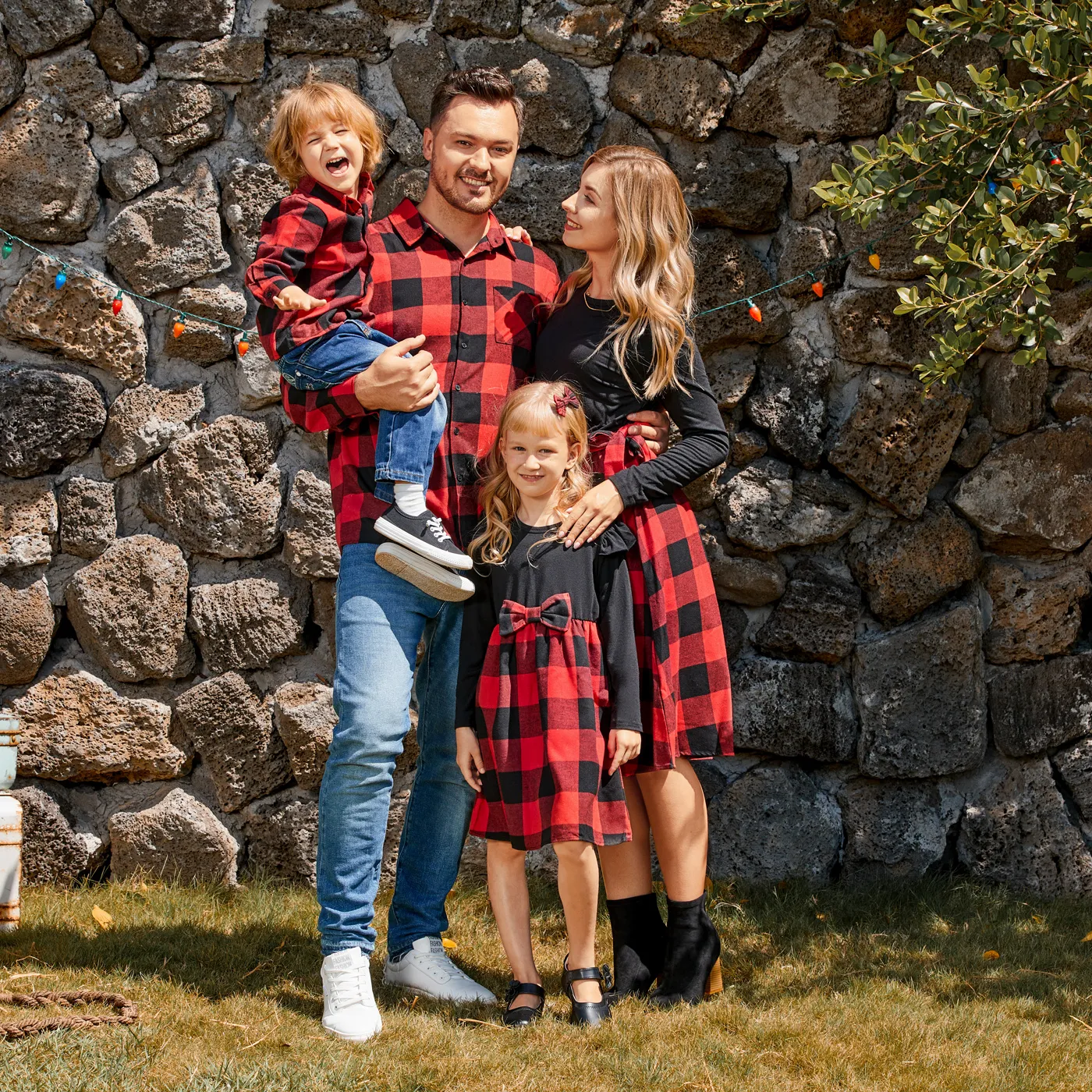 Red Plaid Splicing Black Long-sleeve Dresses and Shirts Sets Black image 3
