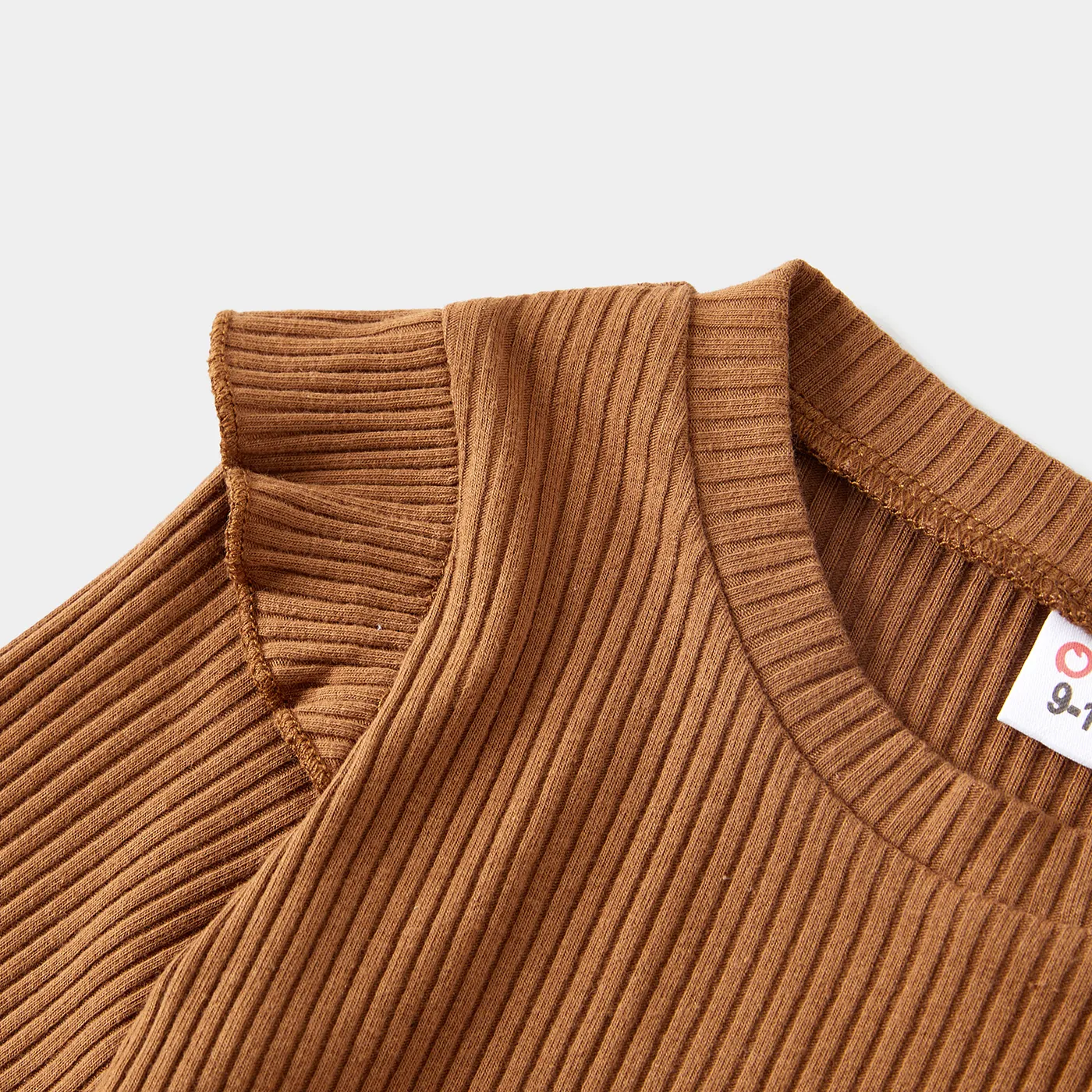 Family Matching Coffee Ribbed Spliced Plaid Belted Dresses and Long-sleeve Colorblock Tops Set  image 5