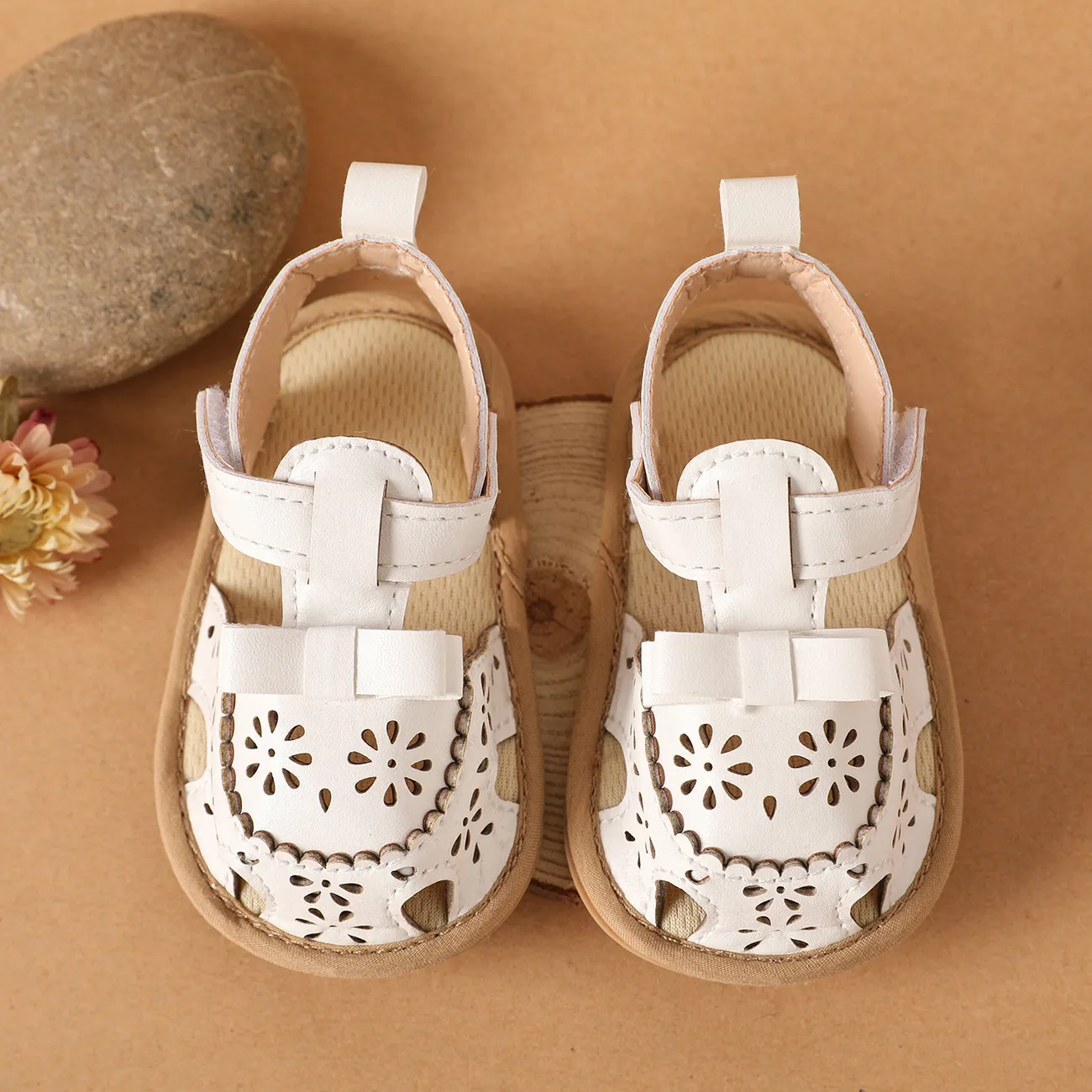 Baby / Toddler Hollow Out Sandals Prewalker Shoes White big image 1