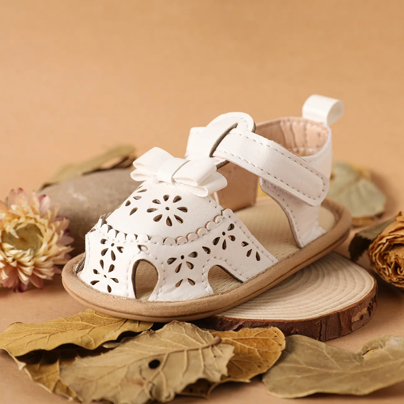 Baby / Toddler Hollow Out Sandals Prewalker Shoes White big image 1