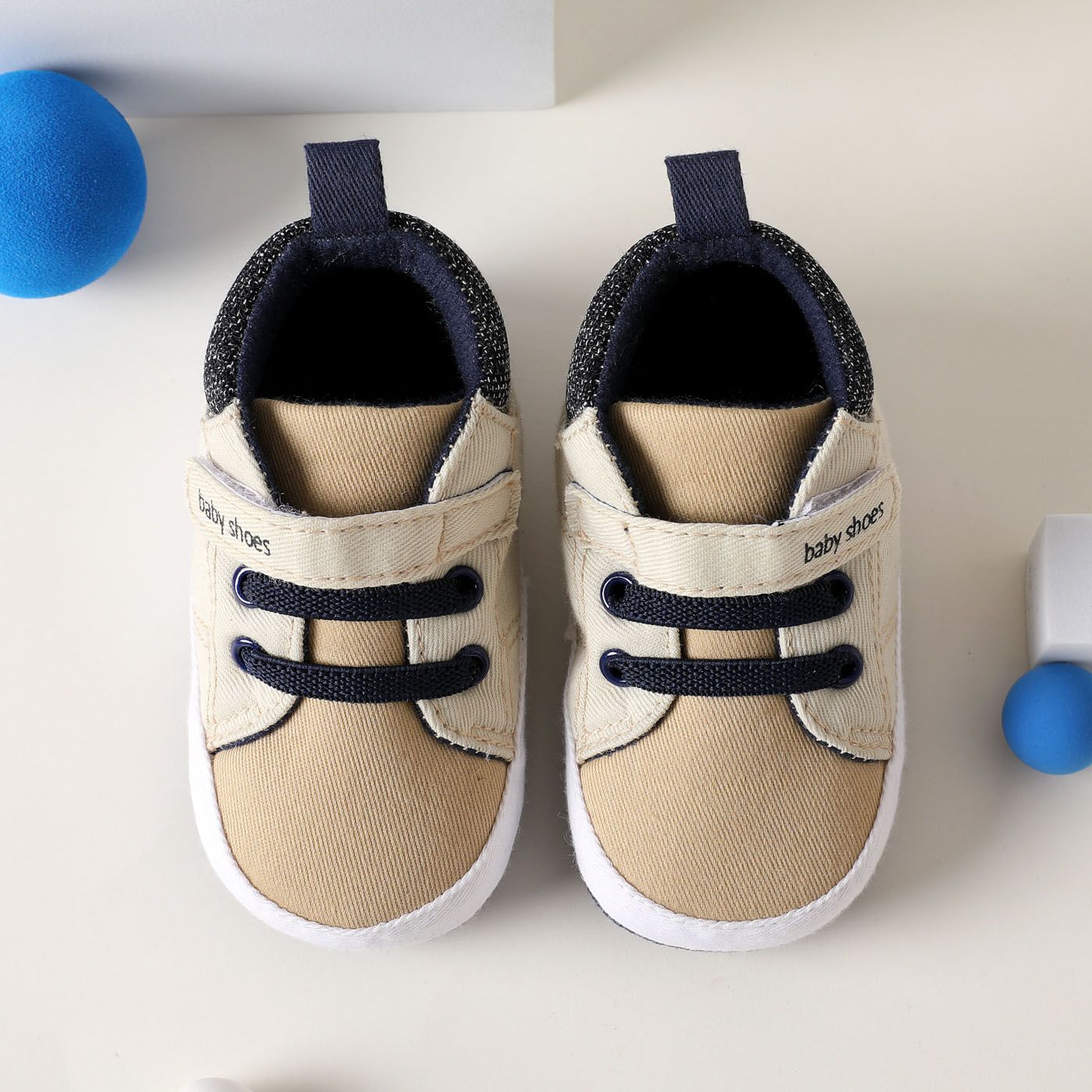 

Baby / Toddler Color Block Prewalker Shoes