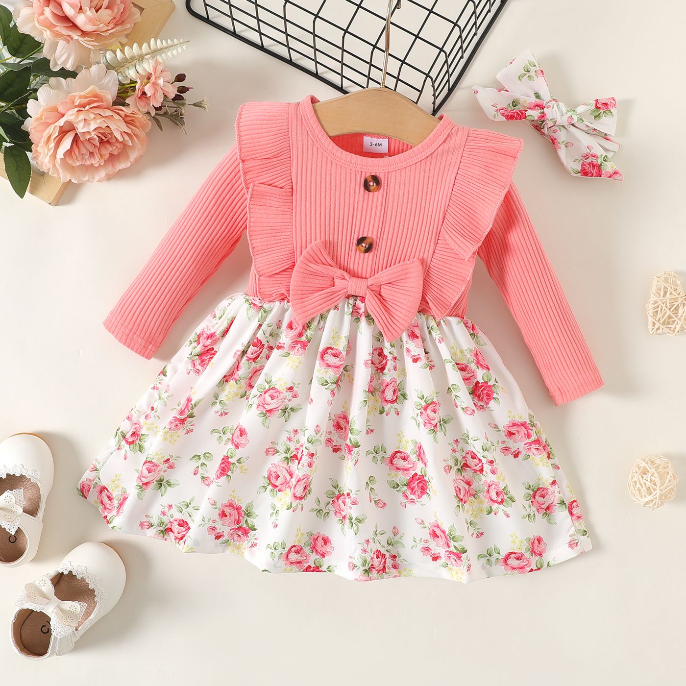 

2pcs Baby Girl Floral Print & Solid Ribbed Spliced Ruffled Sleeveless or Long-sleeve Dress & Headband Set