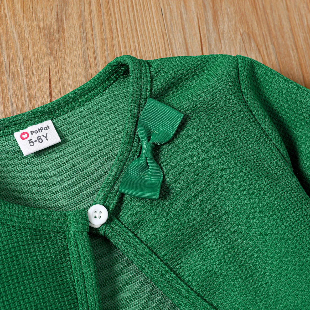 2pcs Kid Girl Floral Print Sleeveless Dress and Bowknot Design Cardigan Set Green big image 1