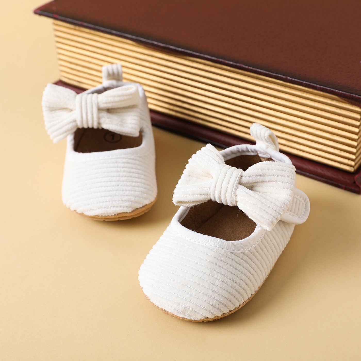 

Baby / Toddler Bow Decor Ribbed Prewalker Shoes