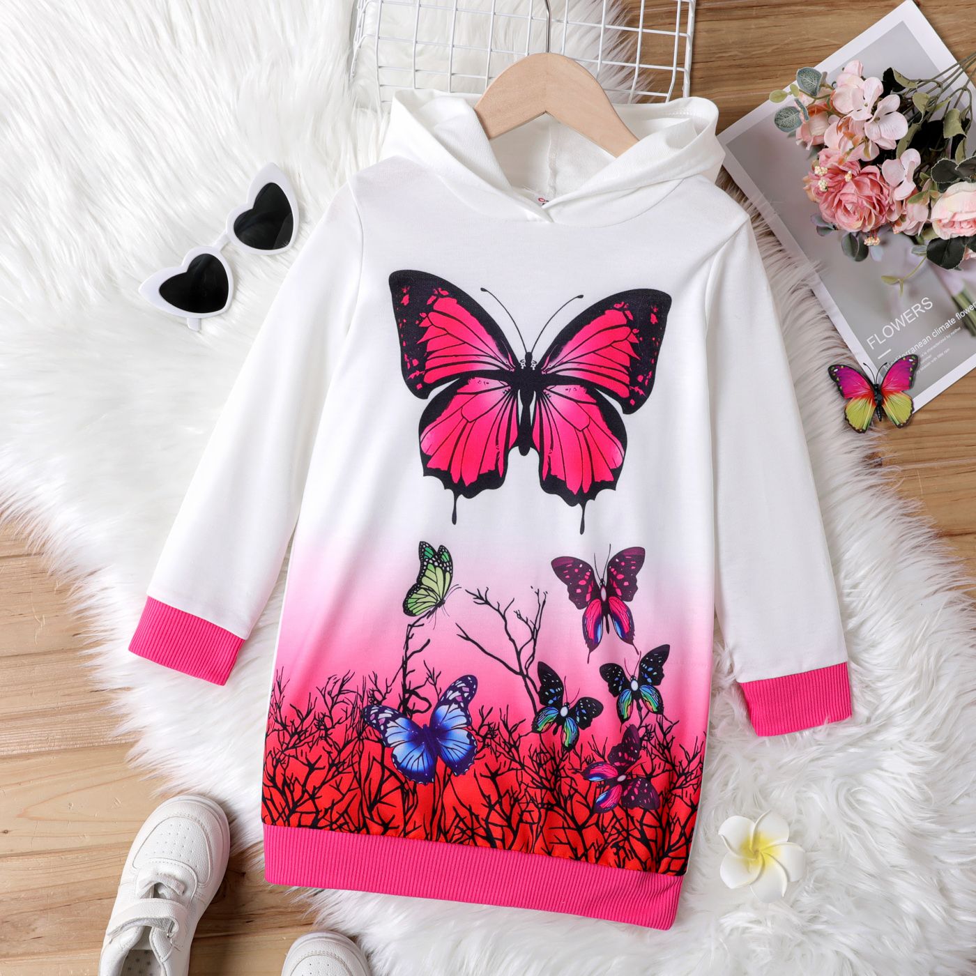 

Kid Girl Butterfly Print Colorblock Hooded Sweatshirt Dress